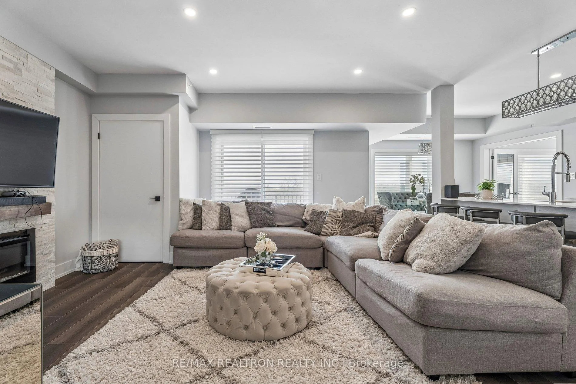 Photo 14 of Unit 311, 10 Culinary Lane, Barrie, Rural Barrie Southeast — HOMEH