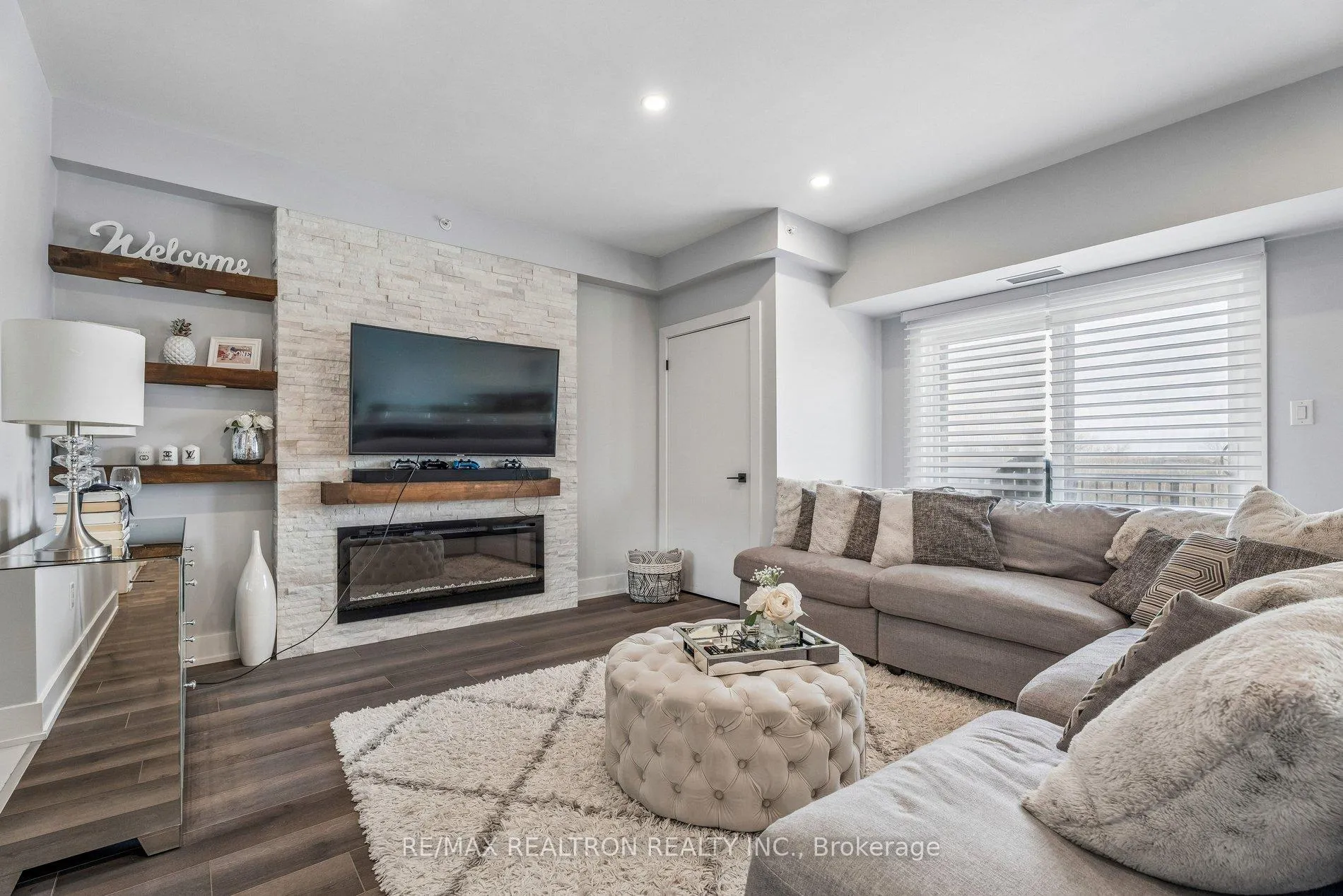 Photo 15 of Unit 311, 10 Culinary Lane, Barrie, Rural Barrie Southeast — HOMEH
