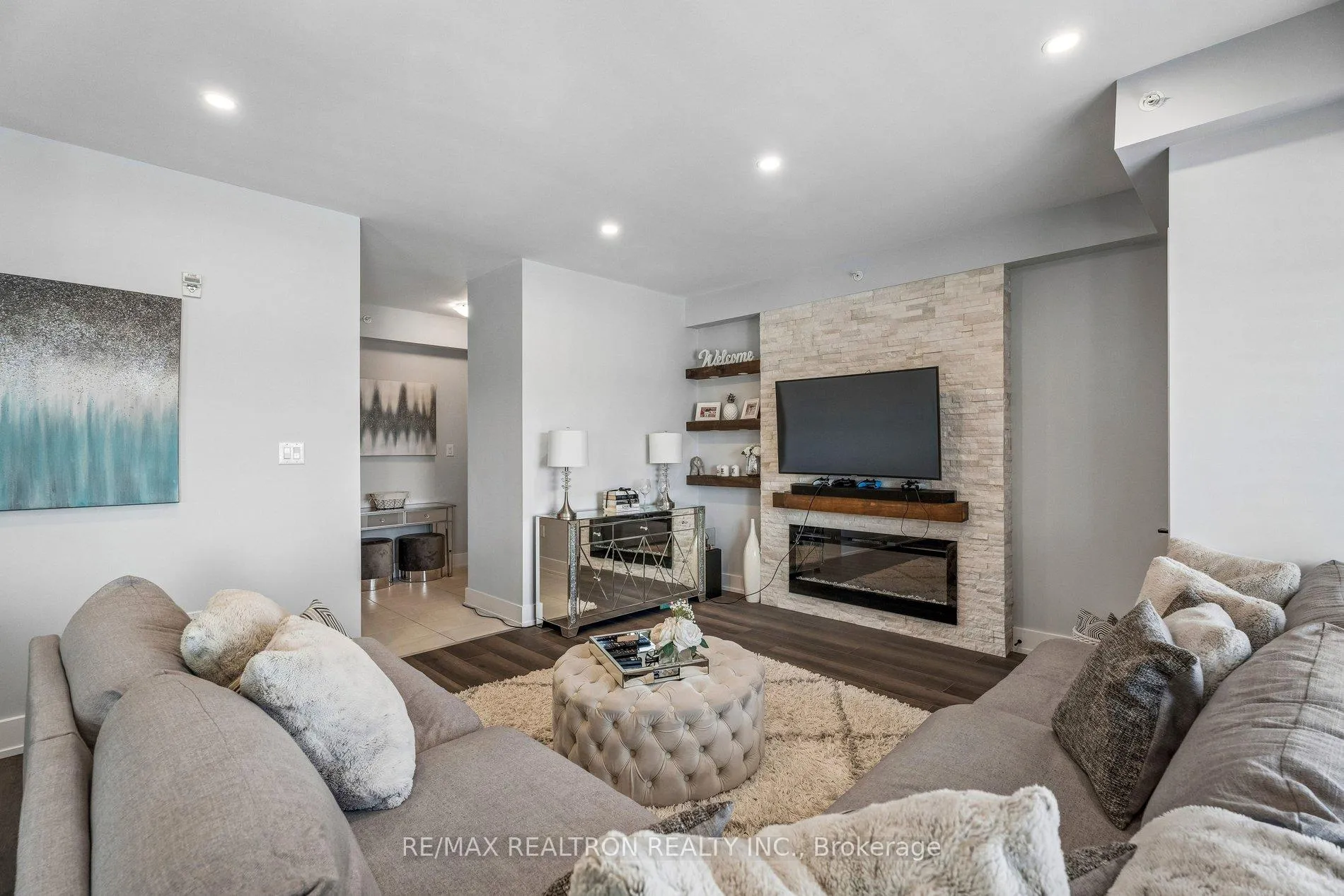 Photo 17 of Unit 311, 10 Culinary Lane, Barrie, Rural Barrie Southeast — HOMEH