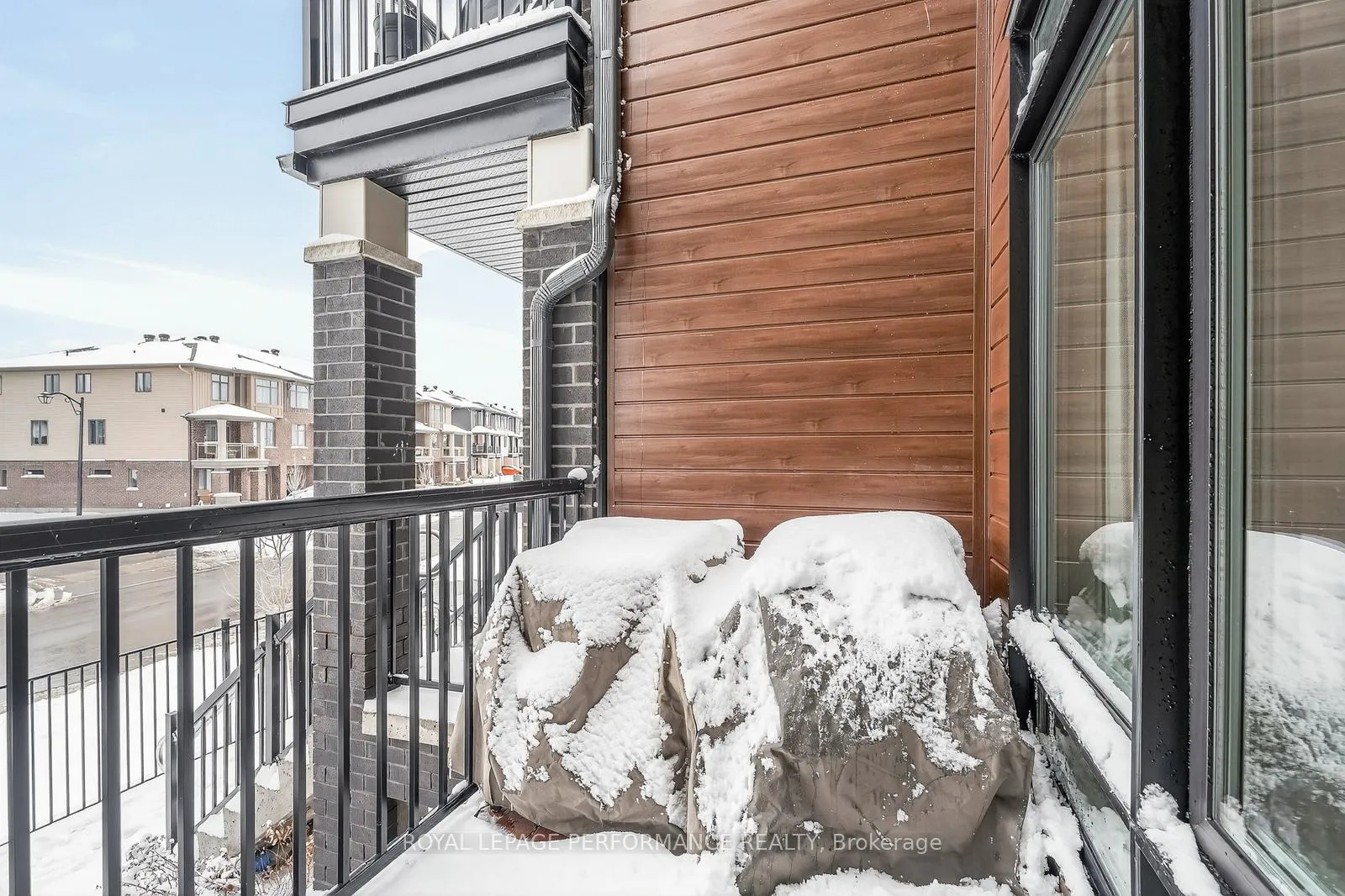 Photo 20 of 820 Ralph Hennessy Ave, Ottawa, Riverside South — HOMEH
