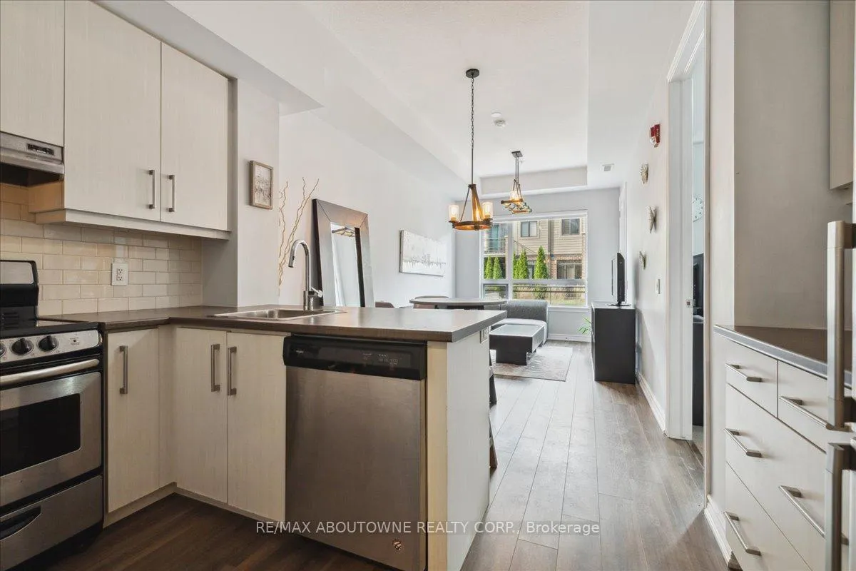Photo 5 of Unit 102, 40 Esplanade Lane, Grimsby, Grimsby Beach — HOMEH