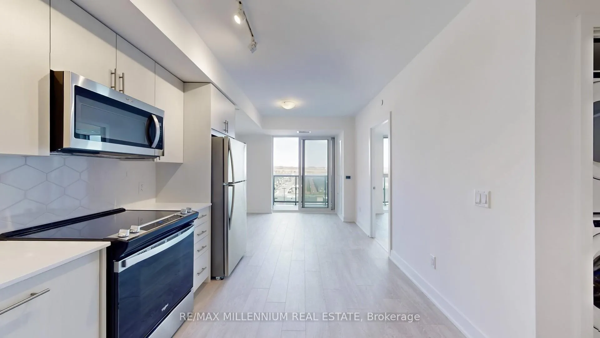 Photo 17 of Unit 804, 2545 Simcoe Street, Oshawa, Windfields — HOMEH