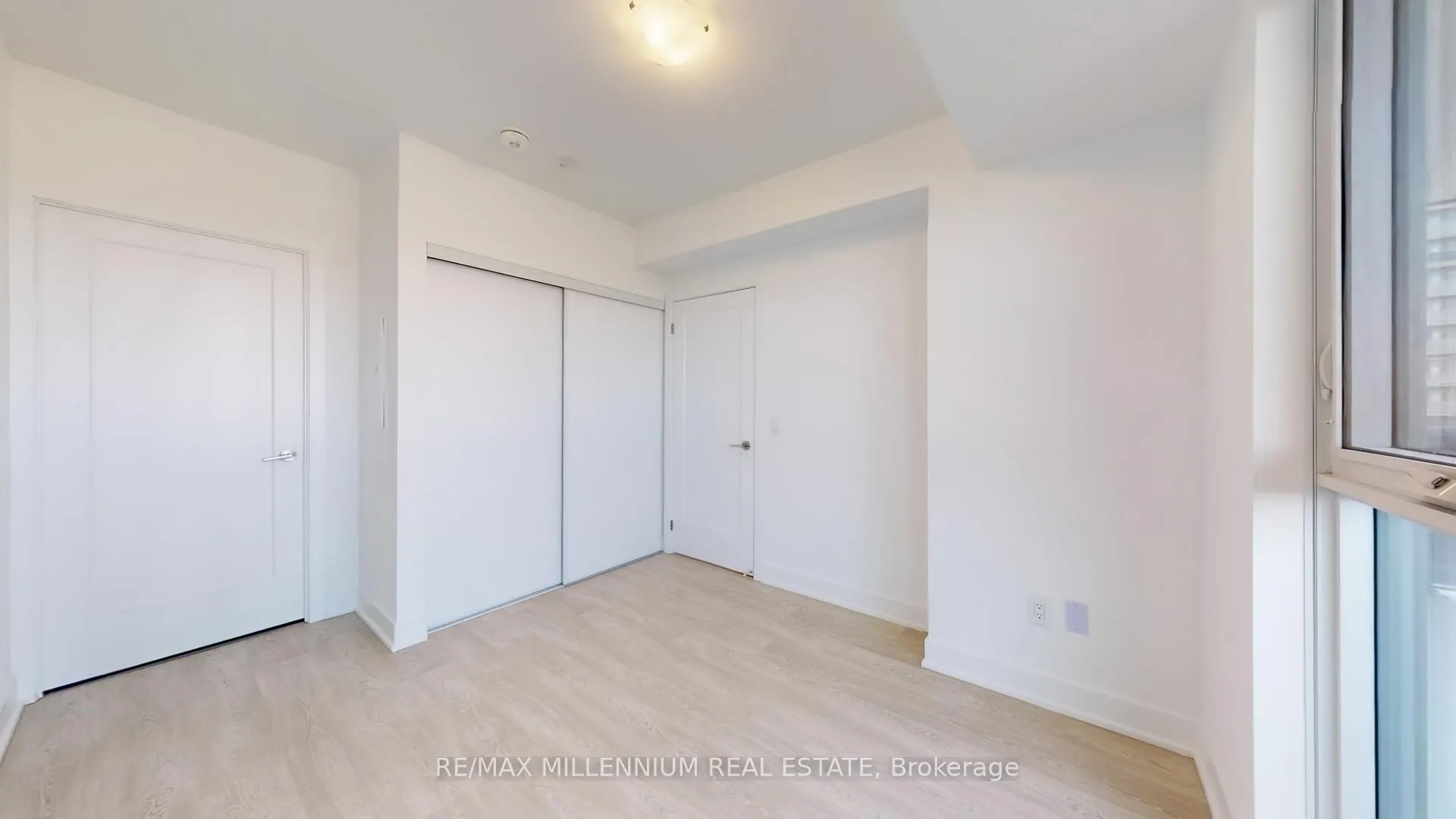 Photo 24 of Unit 804, 2545 Simcoe Street, Oshawa, Windfields — HOMEH