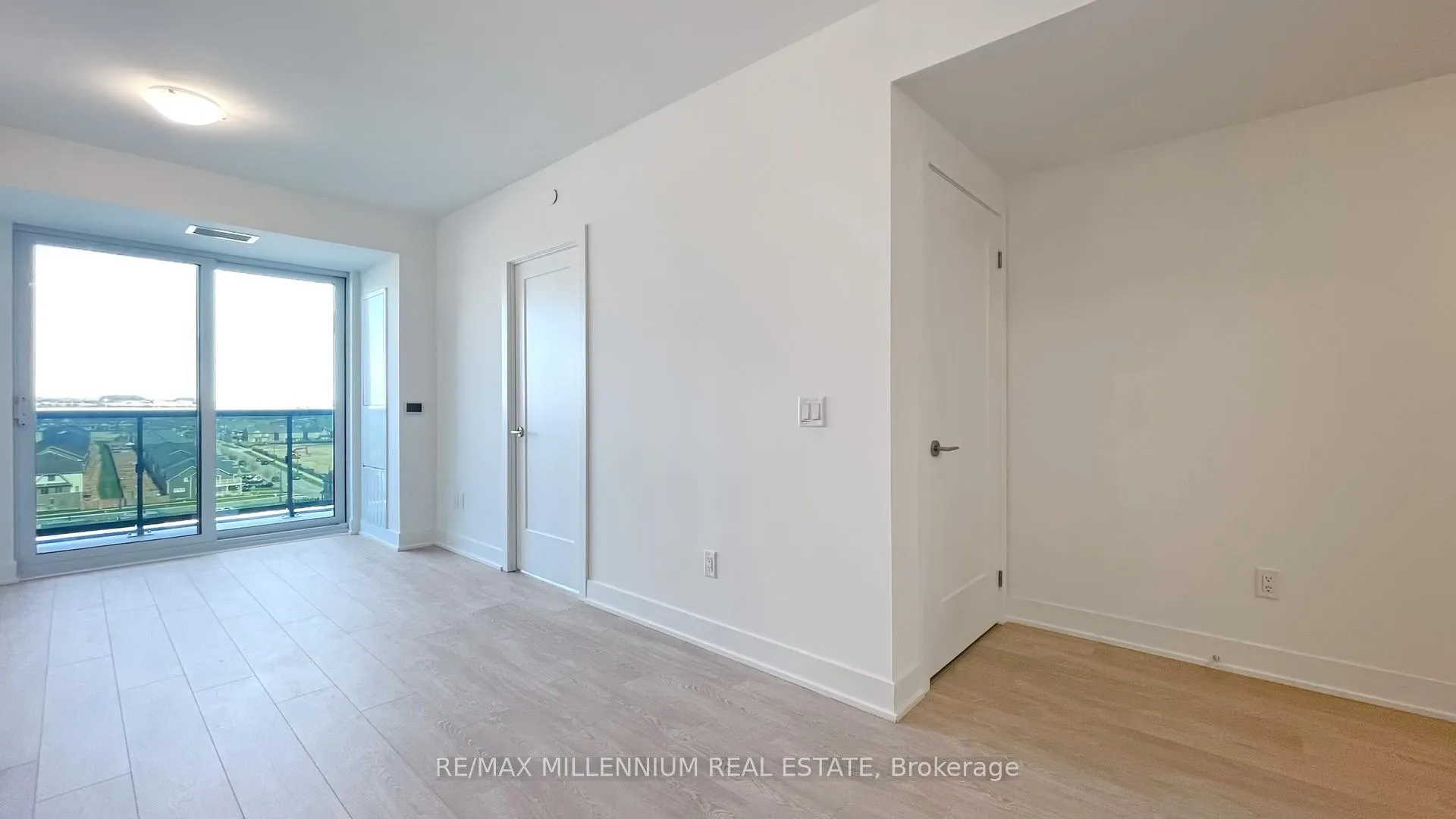 Photo 31 of Unit 804, 2545 Simcoe Street, Oshawa, Windfields — HOMEH