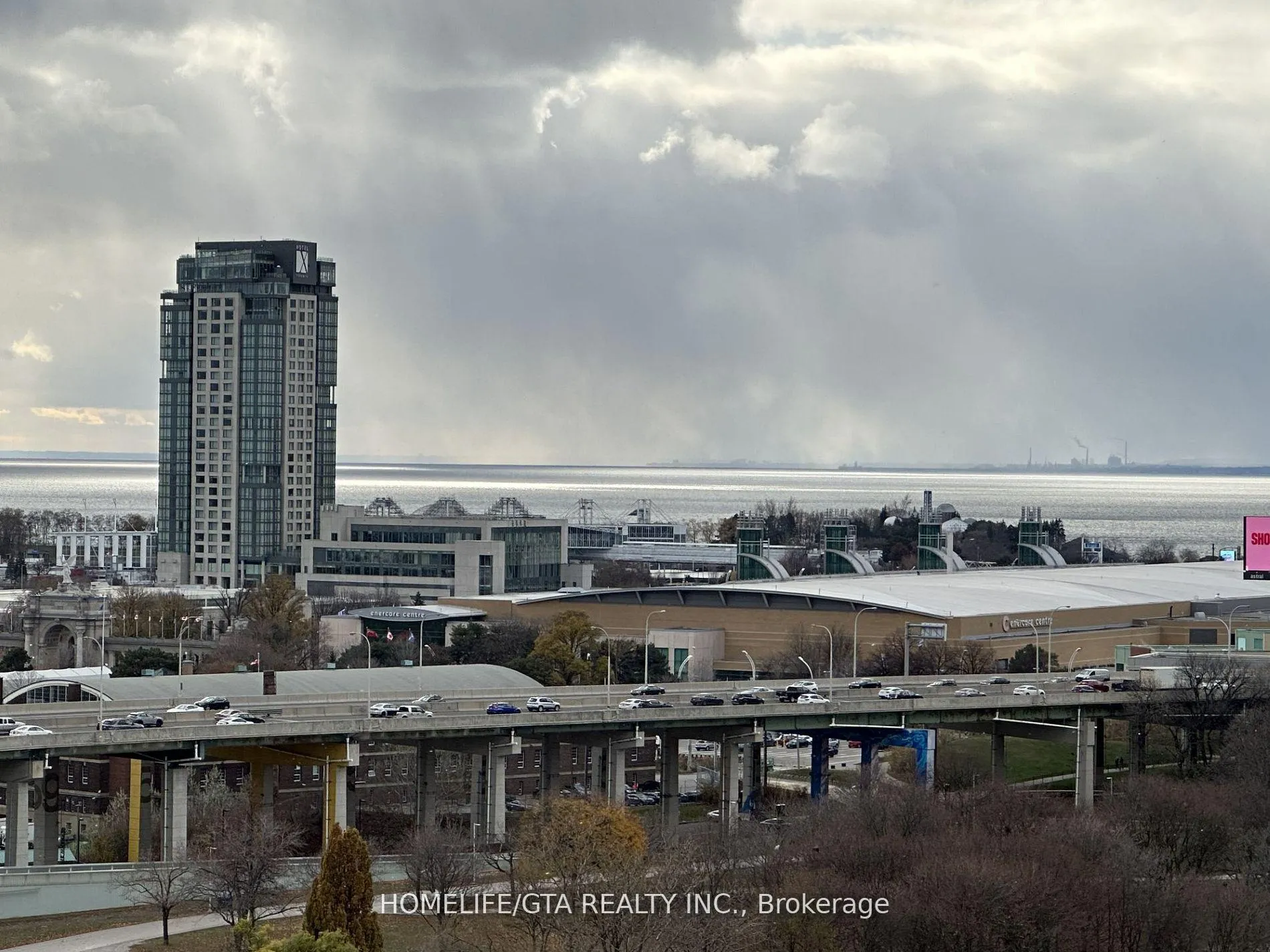 Photo 14 of Unit PH05, 9 Tecumseth Street, Toronto, Niagara — HOMEH