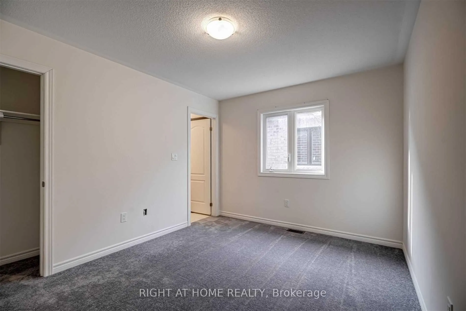 Photo 27 of 108 Connell Drive, Georgina, Keswick North — HOMEH