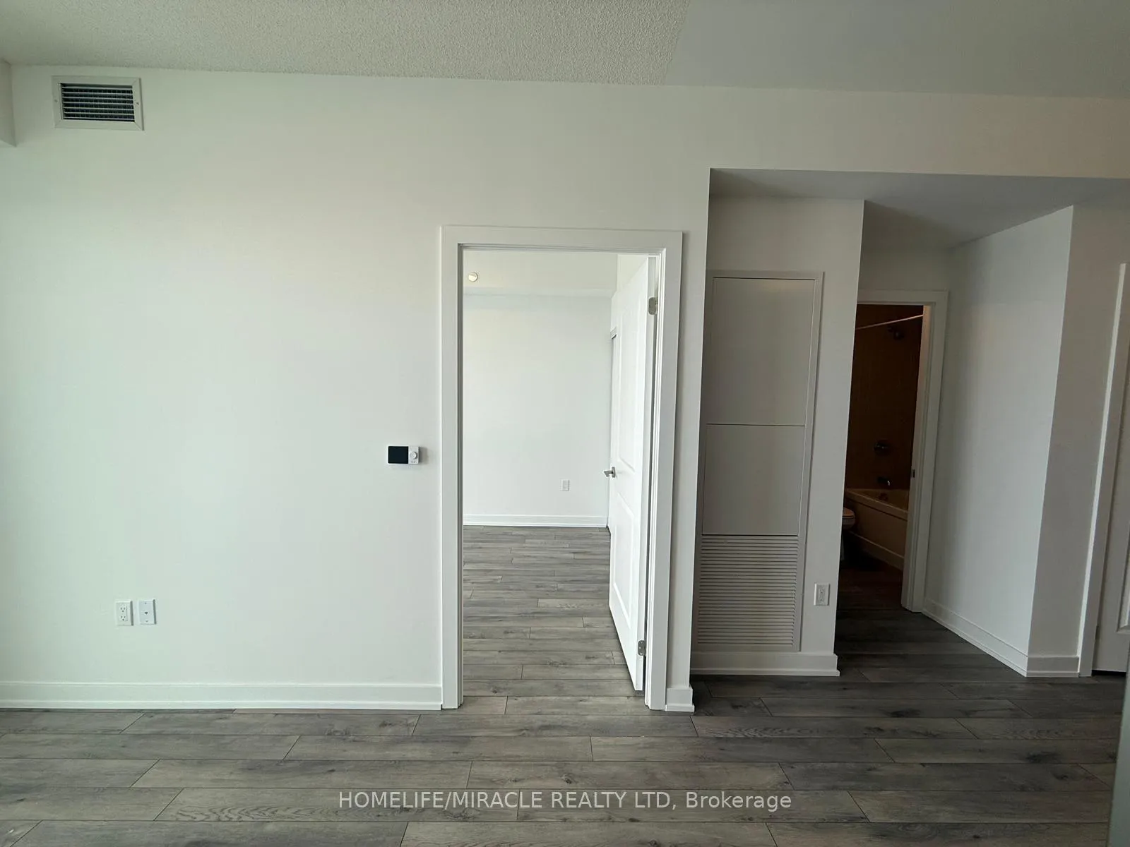 Photo 7 of Unit 1518, 15 Skyridge Drive, Brampton, Bram East — HOMEH