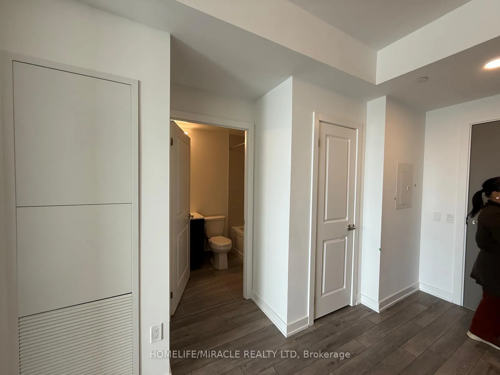 Photo 9 of Unit 1518, 15 Skyridge Drive, Brampton, Bram East — HOMEH