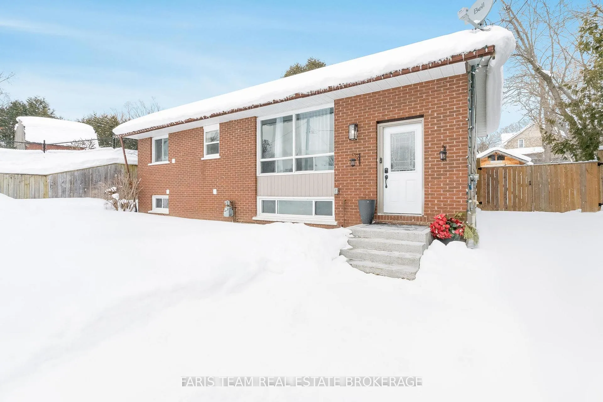 Photo 4 of 510 Mary Street, Tay, Port McNicoll — HOMEH