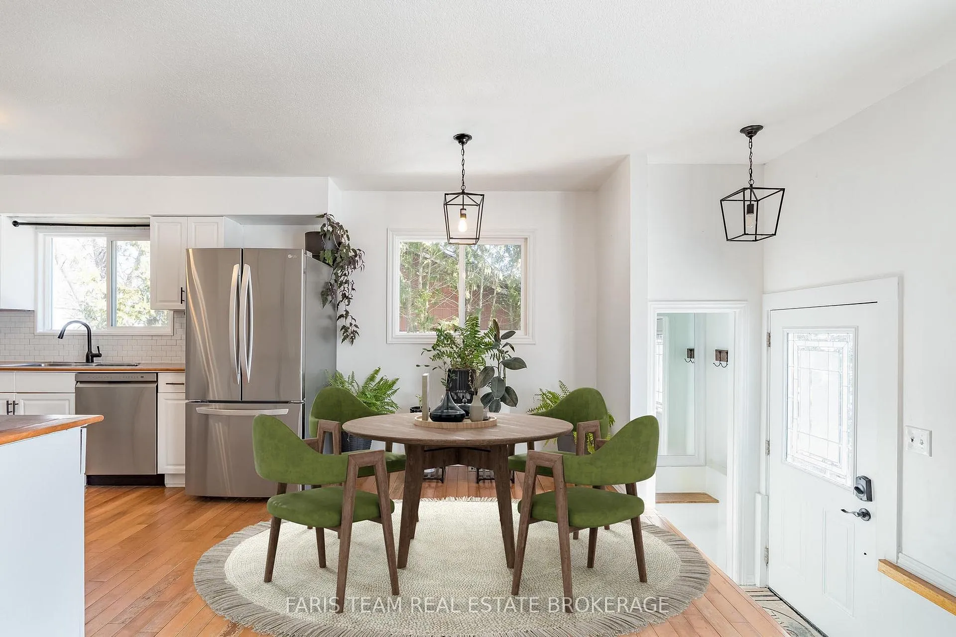 Photo 13 of 510 Mary Street, Tay, Port McNicoll — HOMEH
