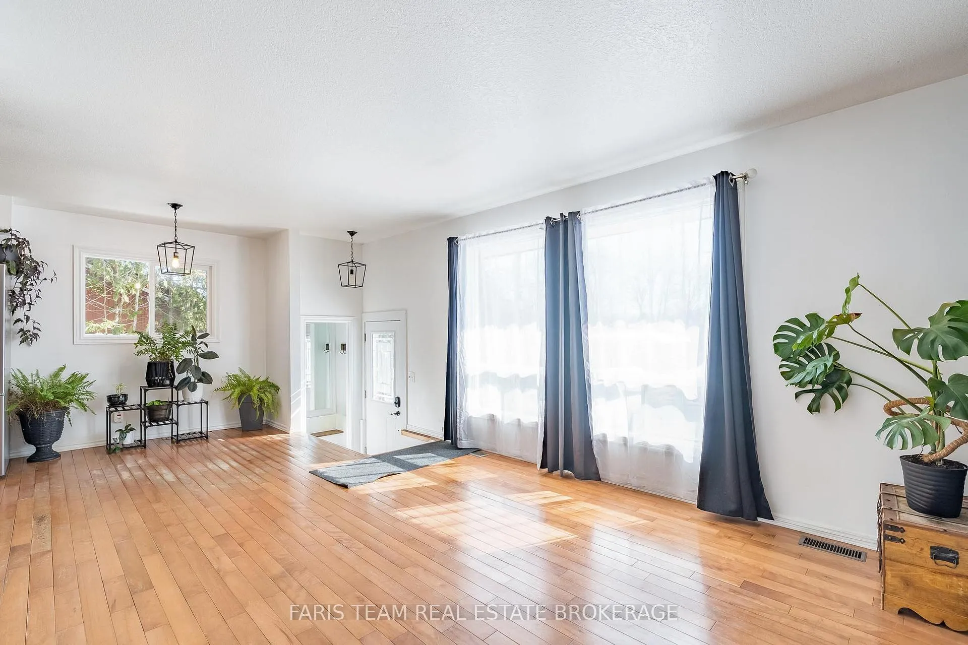 Photo 18 of 510 Mary Street, Tay, Port McNicoll — HOMEH
