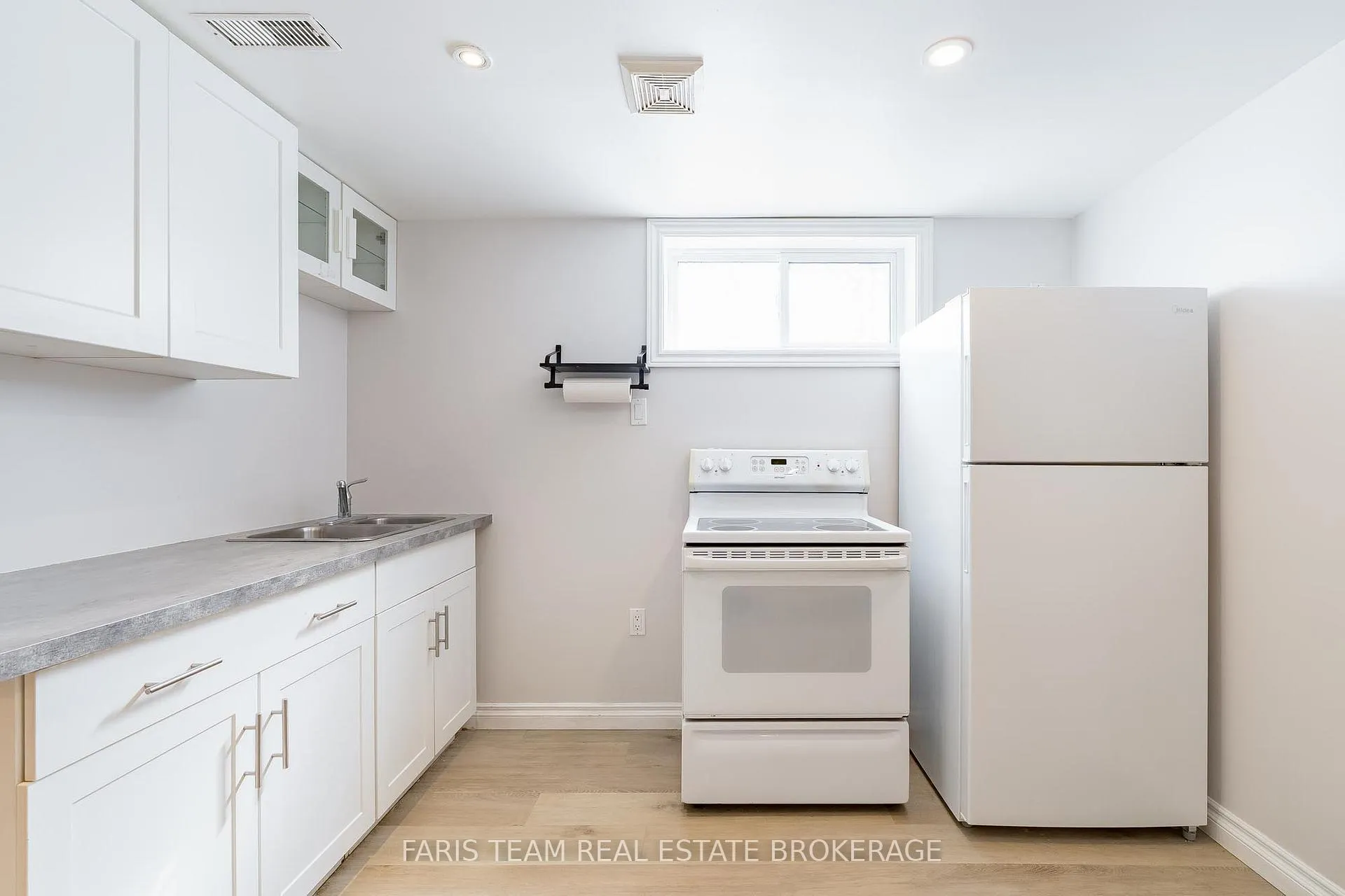 Photo 26 of 510 Mary Street, Tay, Port McNicoll — HOMEH