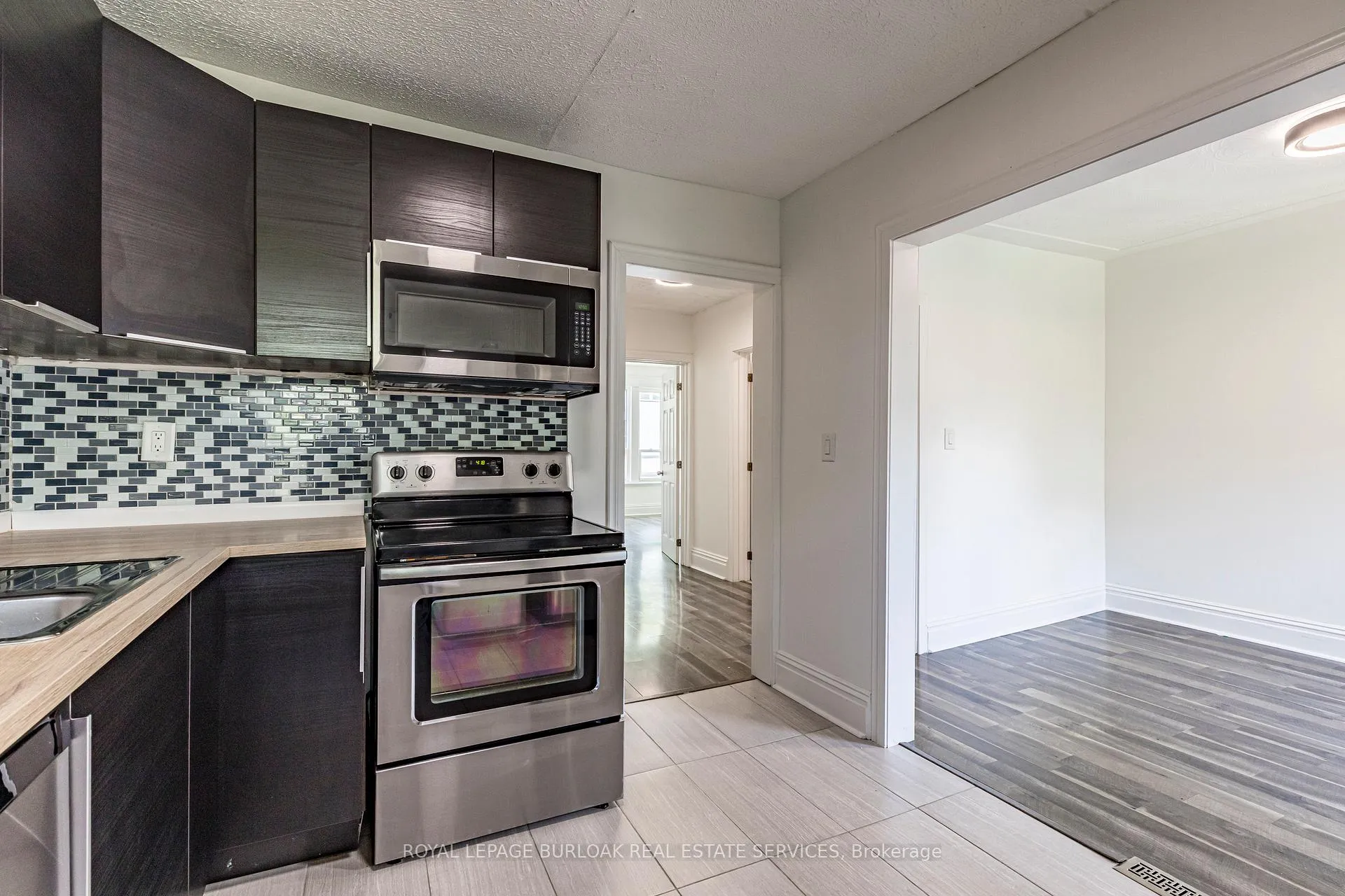 Photo 23 of 22 Myrtle Avenue, Hamilton, St. Clair — HOMEH