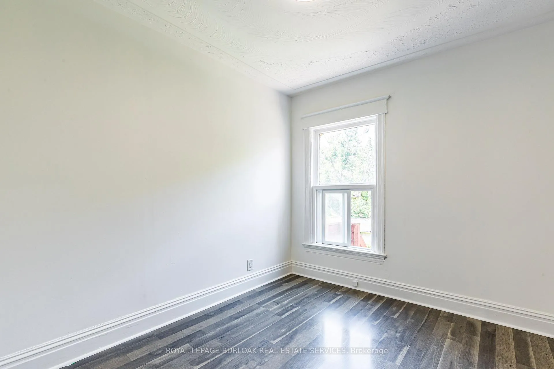 Photo 25 of 22 Myrtle Avenue, Hamilton, St. Clair — HOMEH