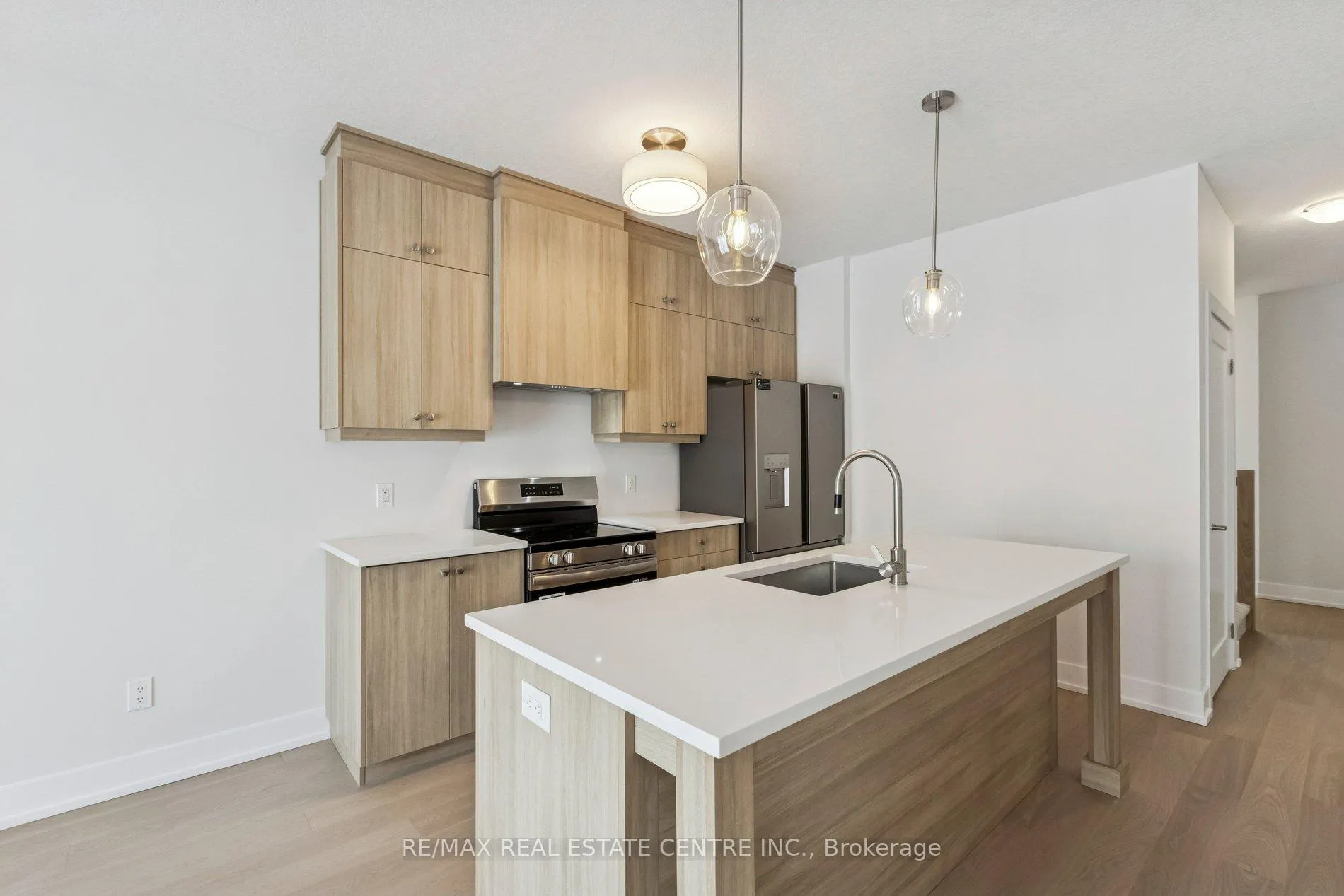 Photo 8 of 123 Maple Street, Mapleton, Drayton — HOMEH