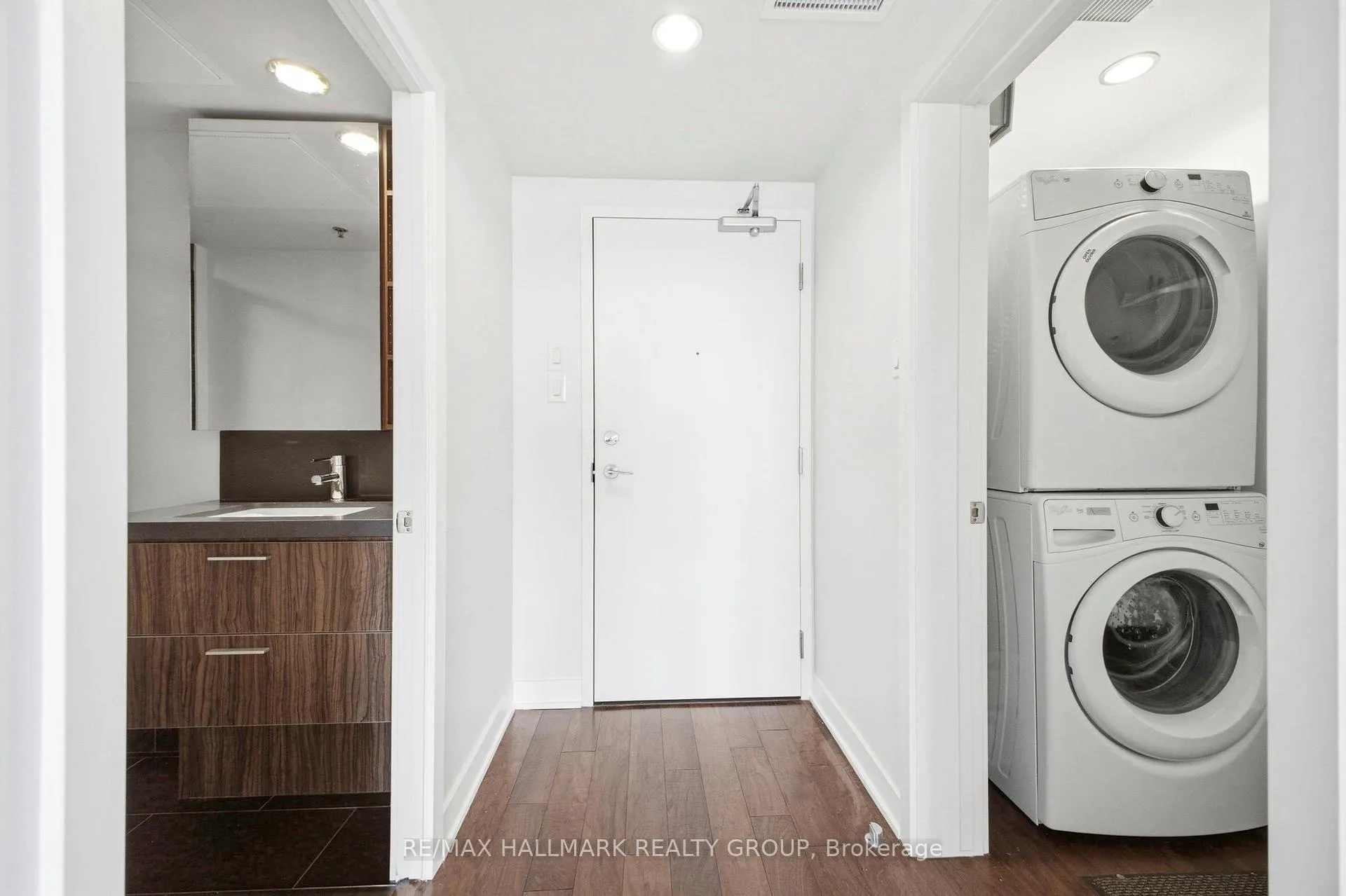 Photo 4 of Unit 548, 340 Mcleod Street, Ottawa, Ottawa Centre — HOMEH