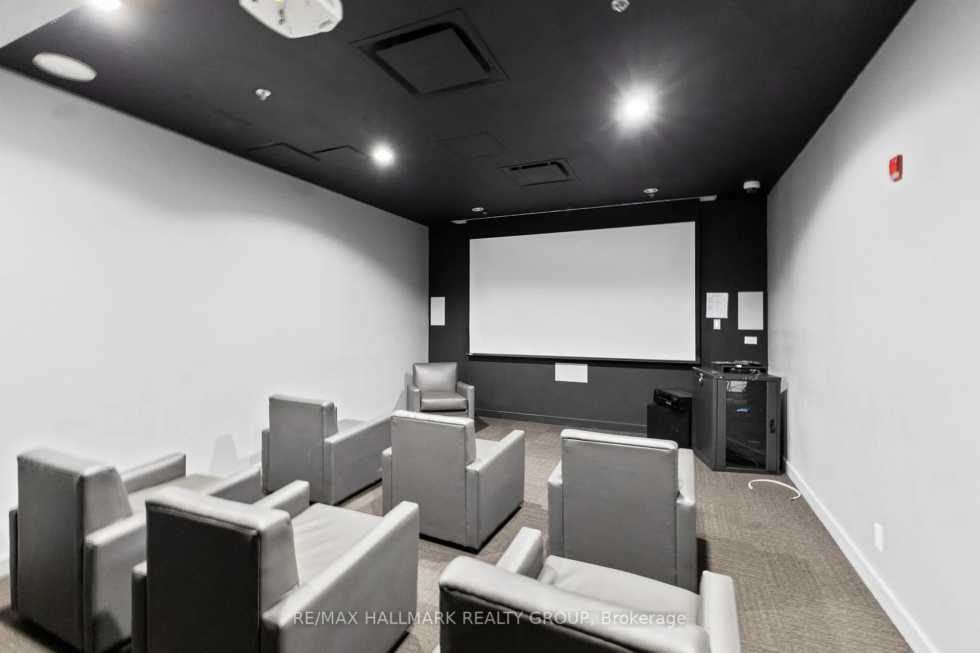 Photo 32 of Unit 548, 340 Mcleod Street, Ottawa, Ottawa Centre — HOMEH