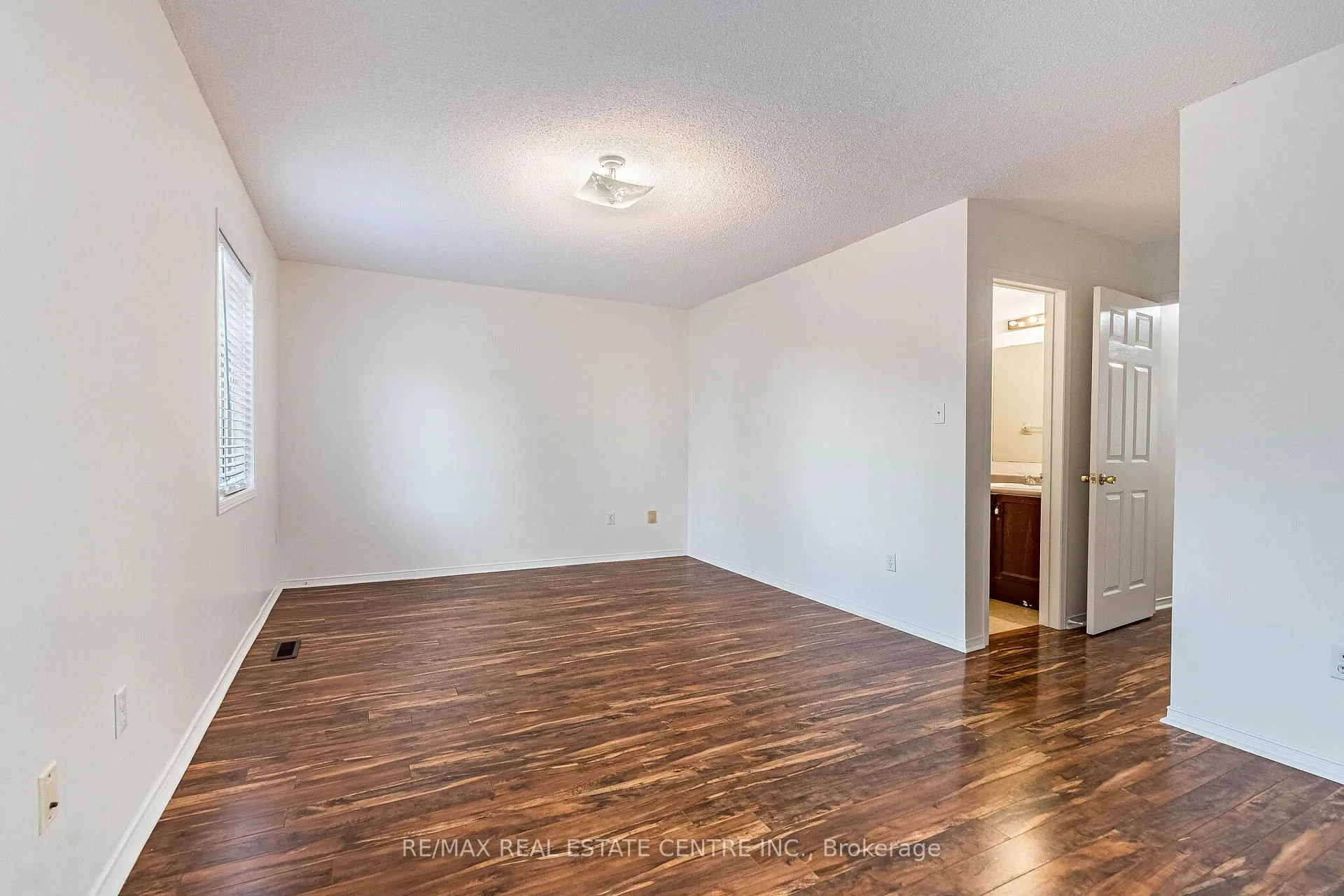 Photo 23 of Unit 48, 10 Cherrytree Drive, Brampton, Fletcher's Creek South — HOMEH