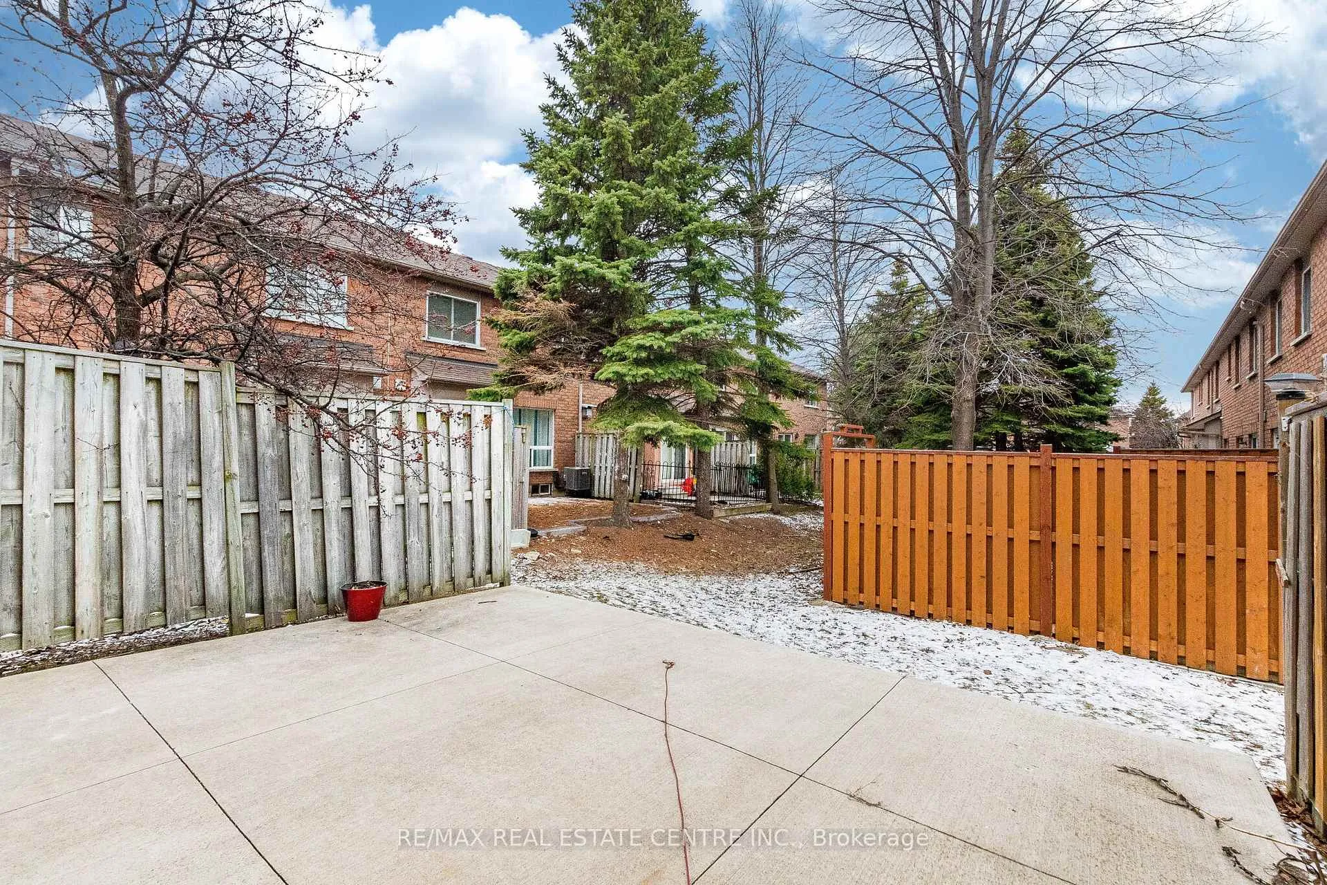 Photo 44 of Unit 48, 10 Cherrytree Drive, Brampton, Fletcher's Creek South — HOMEH