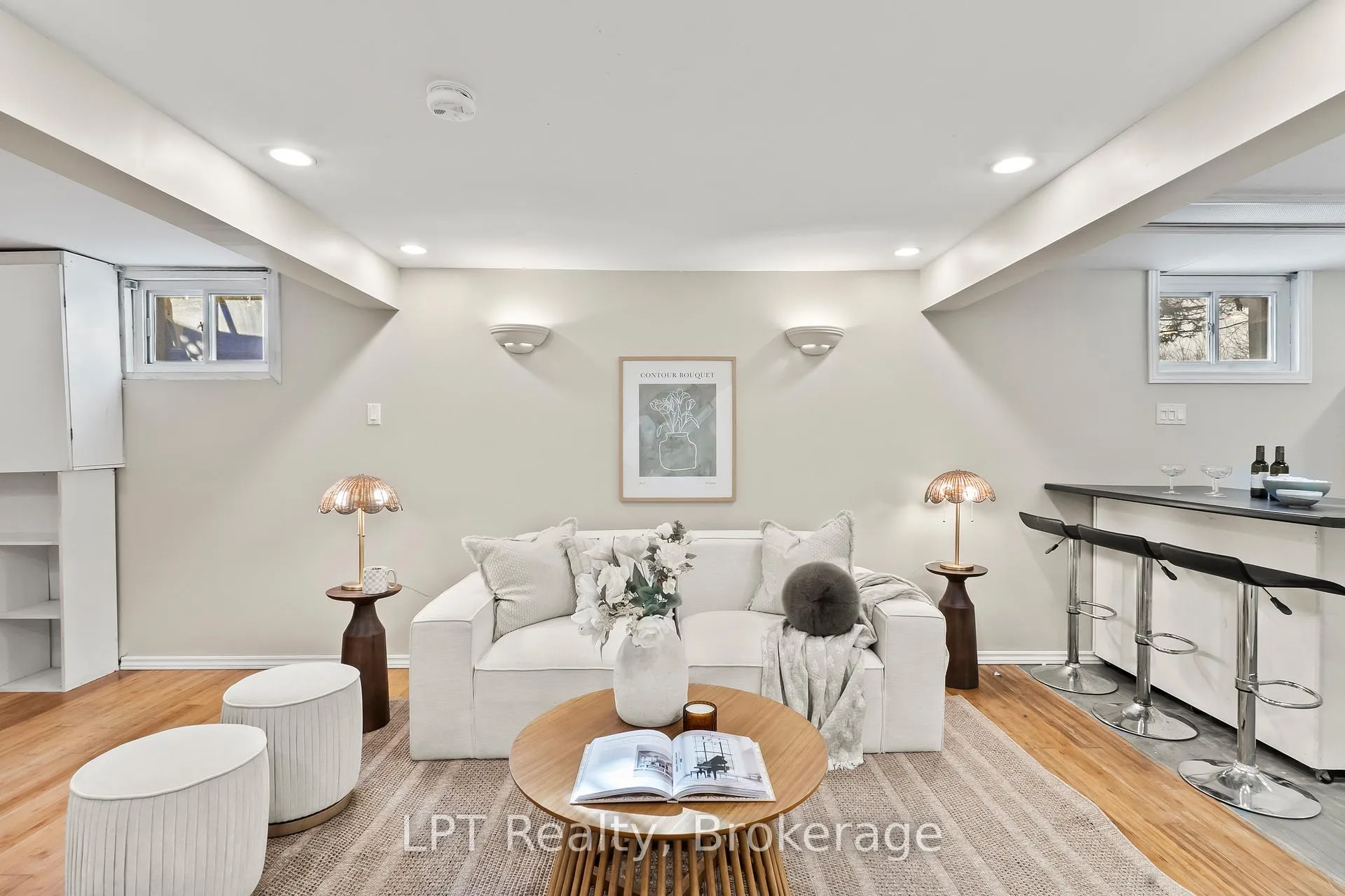 Photo 26 of 118 Capreol Court, Oshawa, Vanier — HOMEH