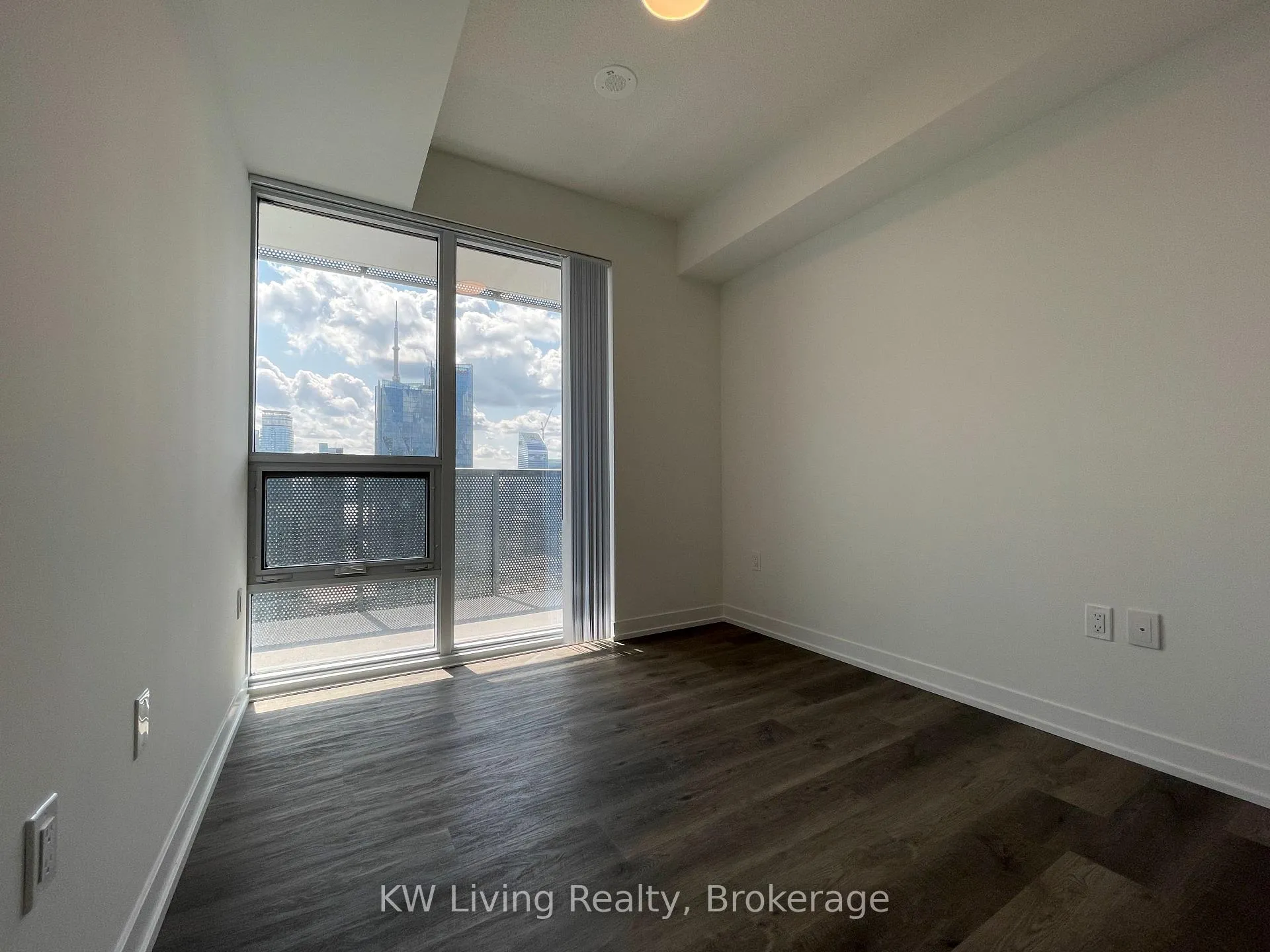 Photo 10 of Unit 4911, 55 Cooper Street, Toronto, Waterfront Communities — HOMEH