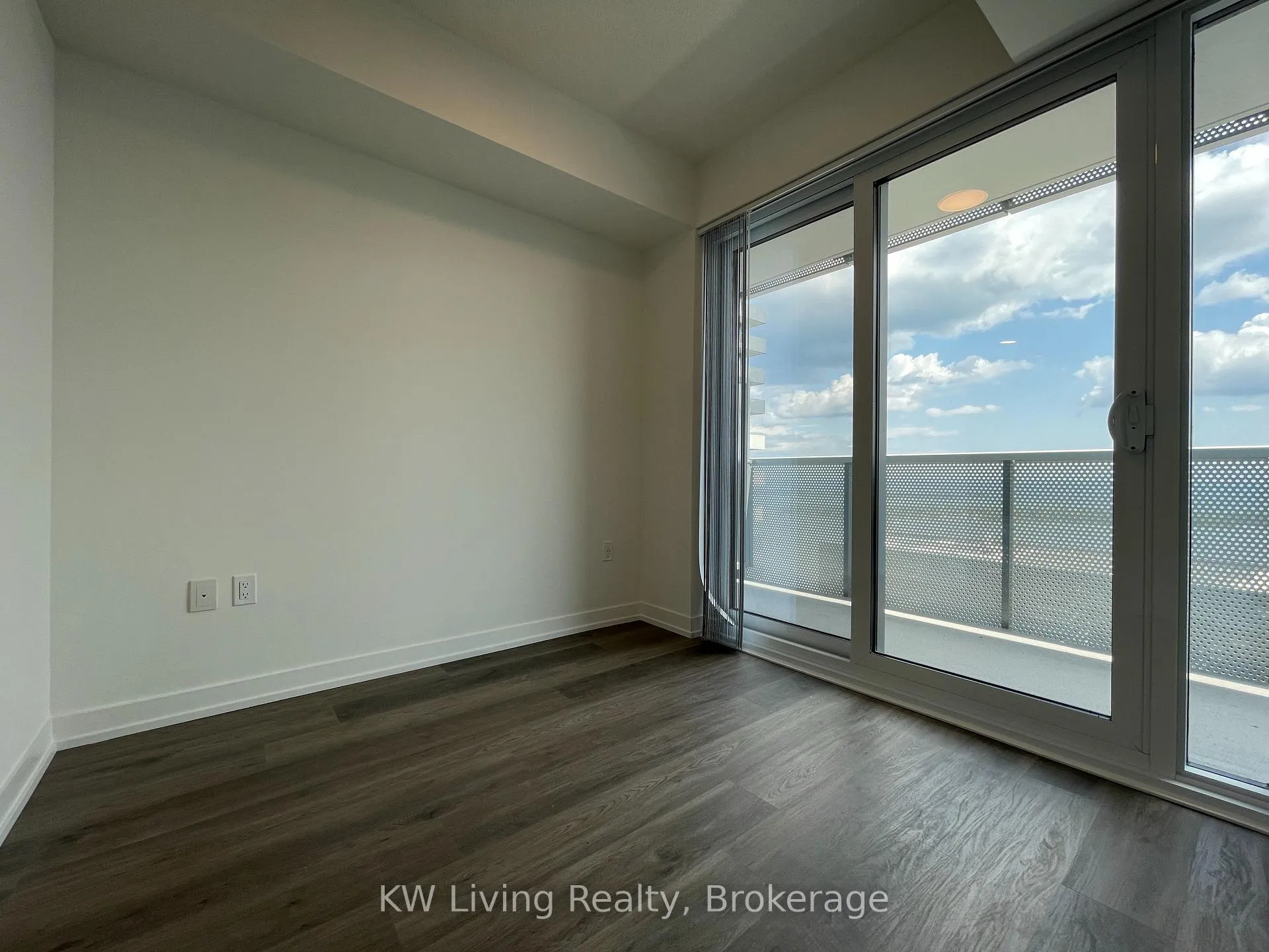 Photo 12 of Unit 4911, 55 Cooper Street, Toronto, Waterfront Communities — HOMEH