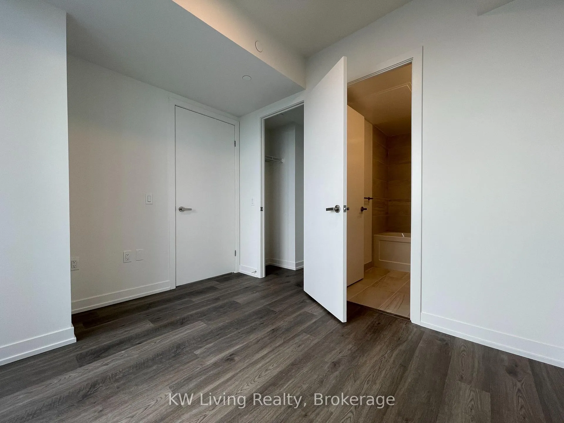 Photo 13 of Unit 4911, 55 Cooper Street, Toronto, Waterfront Communities — HOMEH