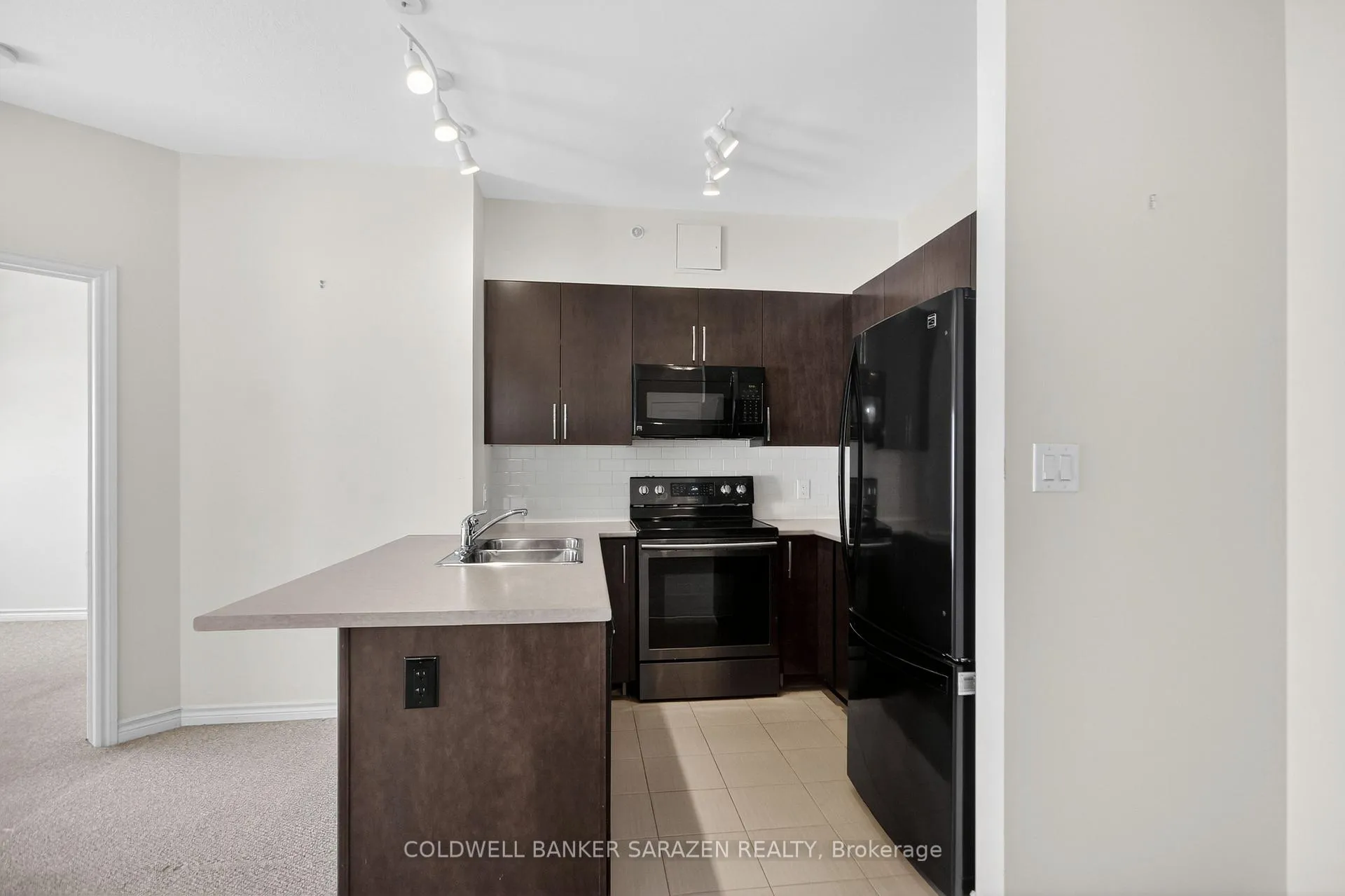 Photo 14 of Unit 406, 141 Potts Private, Ottawa, Notting Hill/Summerside — HOMEH