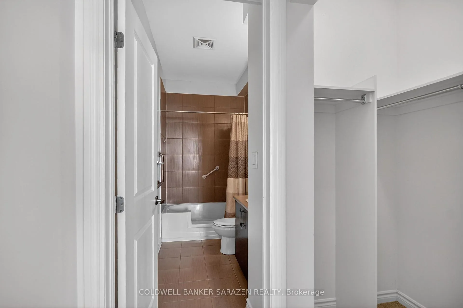 Photo 30 of Unit 406, 141 Potts Private, Ottawa, Notting Hill/Summerside — HOMEH