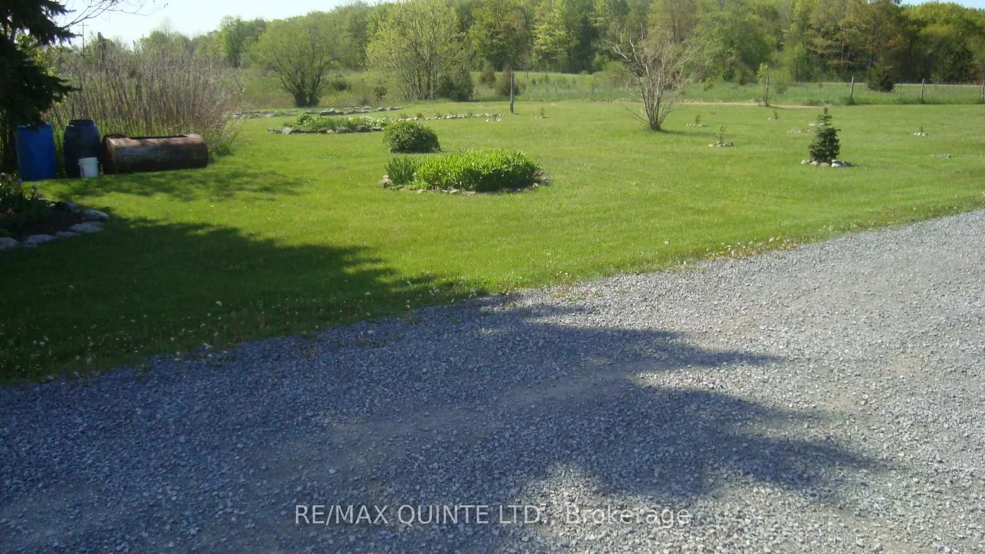 Photo 2 of 159 Simpson Road, Prince Edward County, Athol Ward — HOMEH