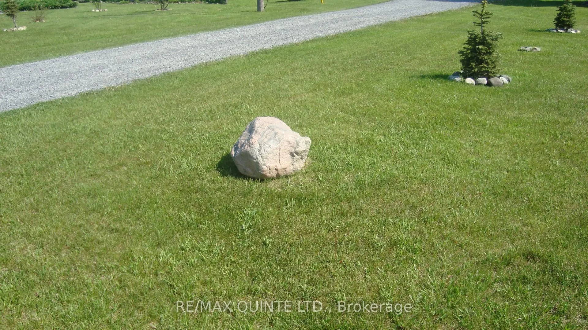 Photo 4 of 159 Simpson Road, Prince Edward County, Athol Ward — HOMEH