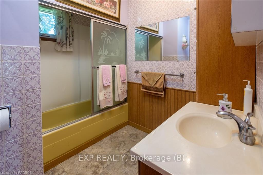 Photo 11 of 498166 Conc 6 N, Meaford — HOMEH