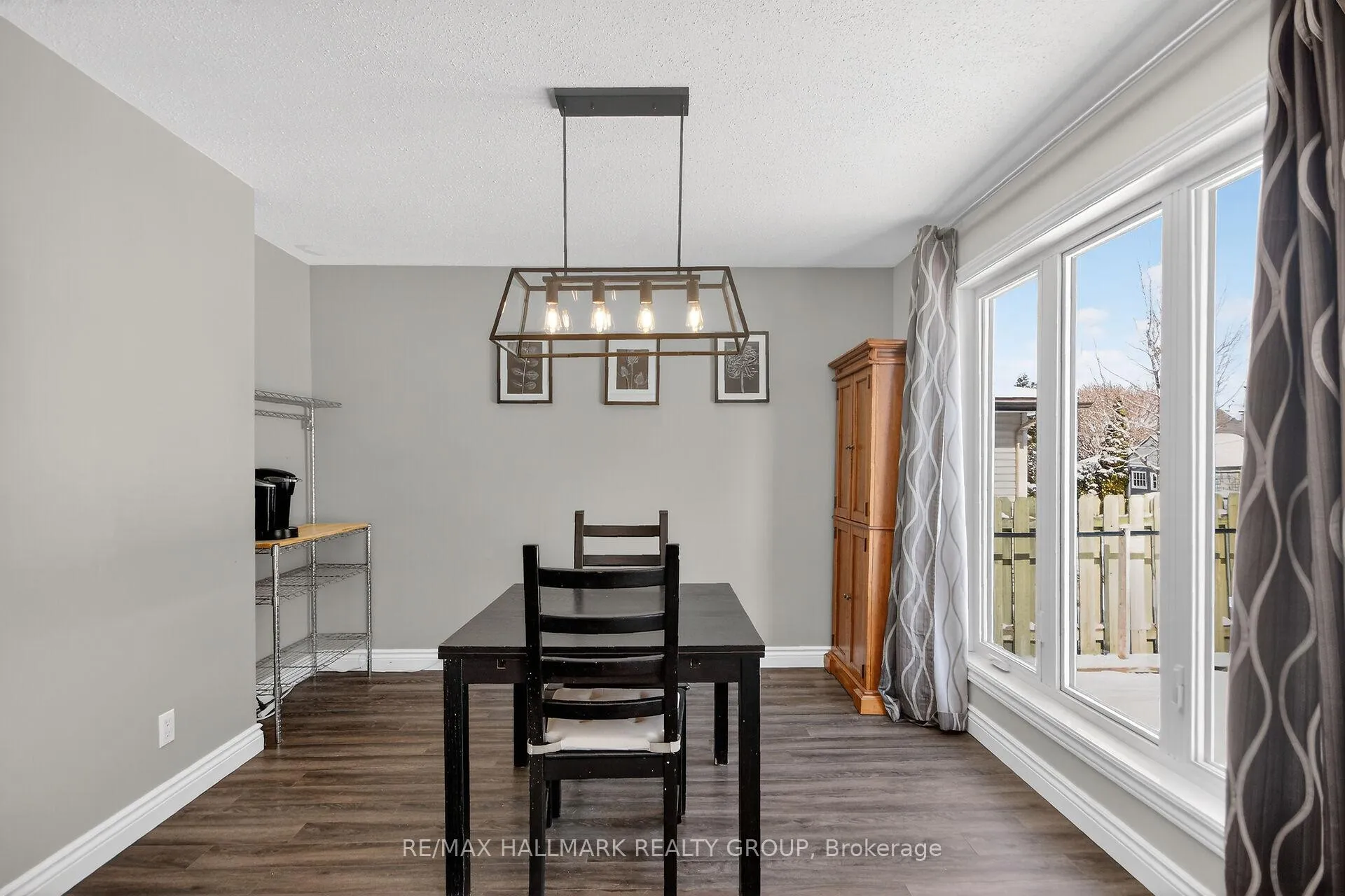 Photo 13 of 544 Apollo Way, Ottawa, Fallingbrook/Pineridge — HOMEH