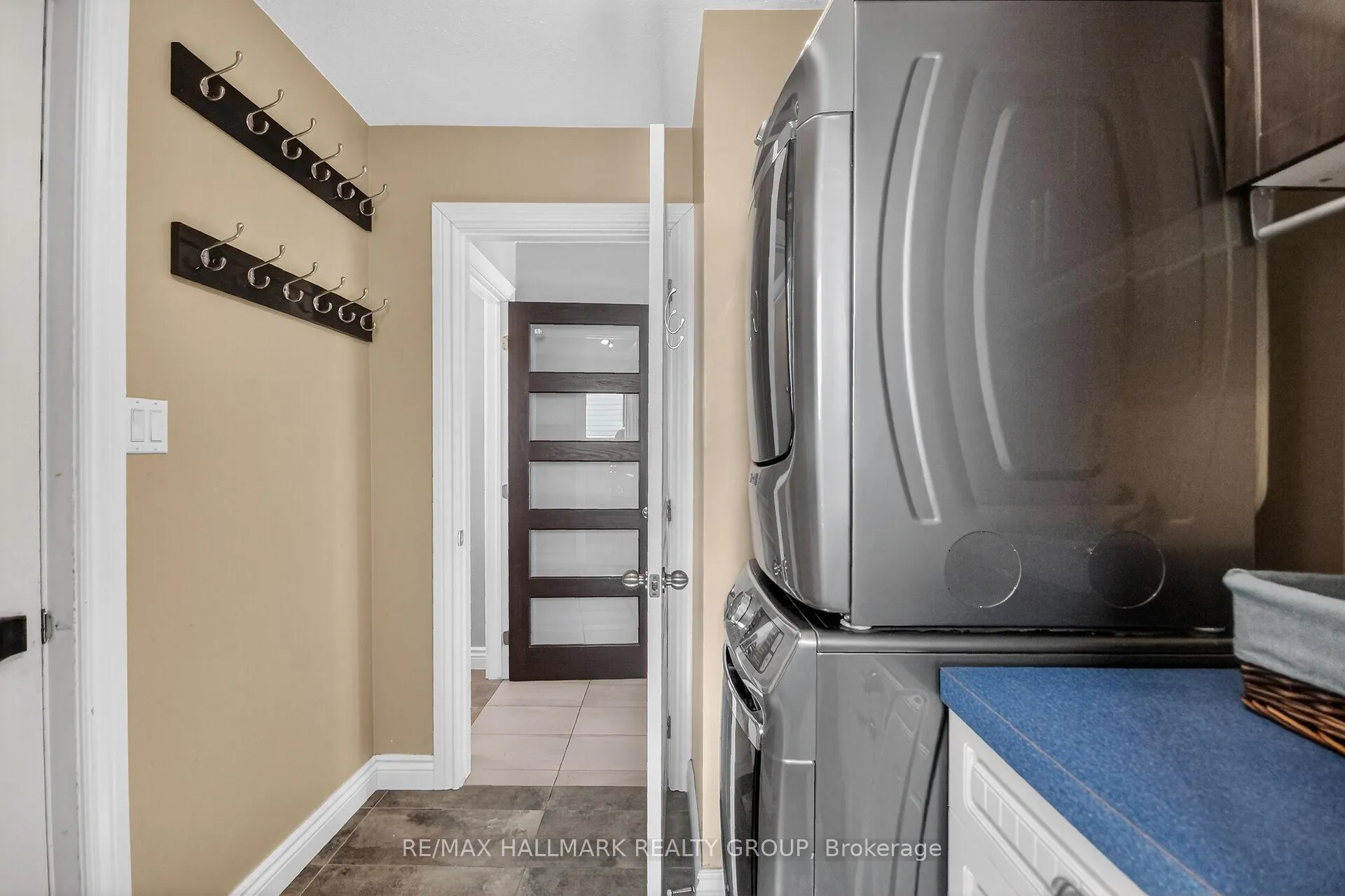 Photo 15 of 544 Apollo Way, Ottawa, Fallingbrook/Pineridge — HOMEH