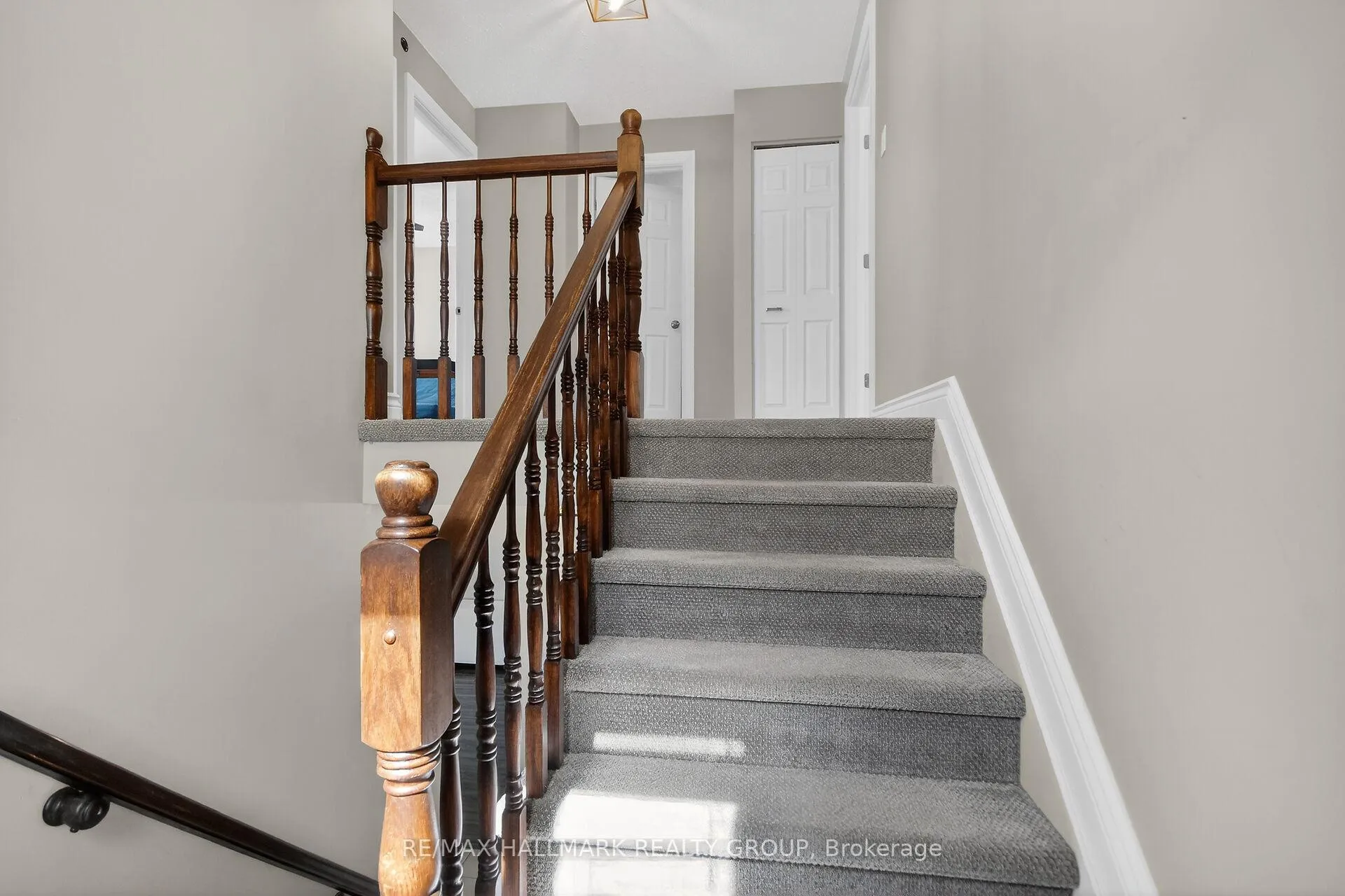 Photo 16 of 544 Apollo Way, Ottawa, Fallingbrook/Pineridge — HOMEH