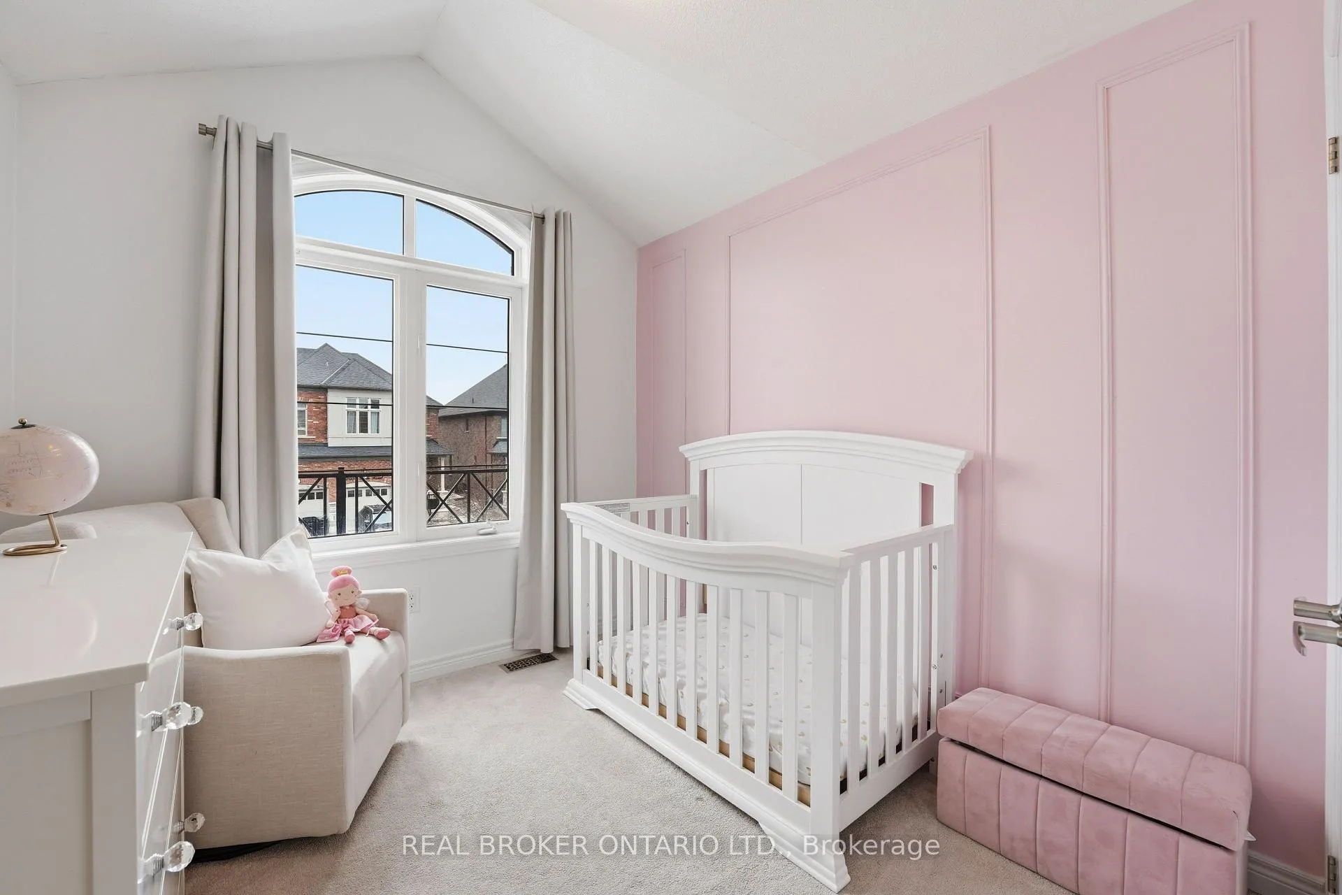 Photo 16 of 2056 Dale Road, Innisfil, Alcona — HOMEH