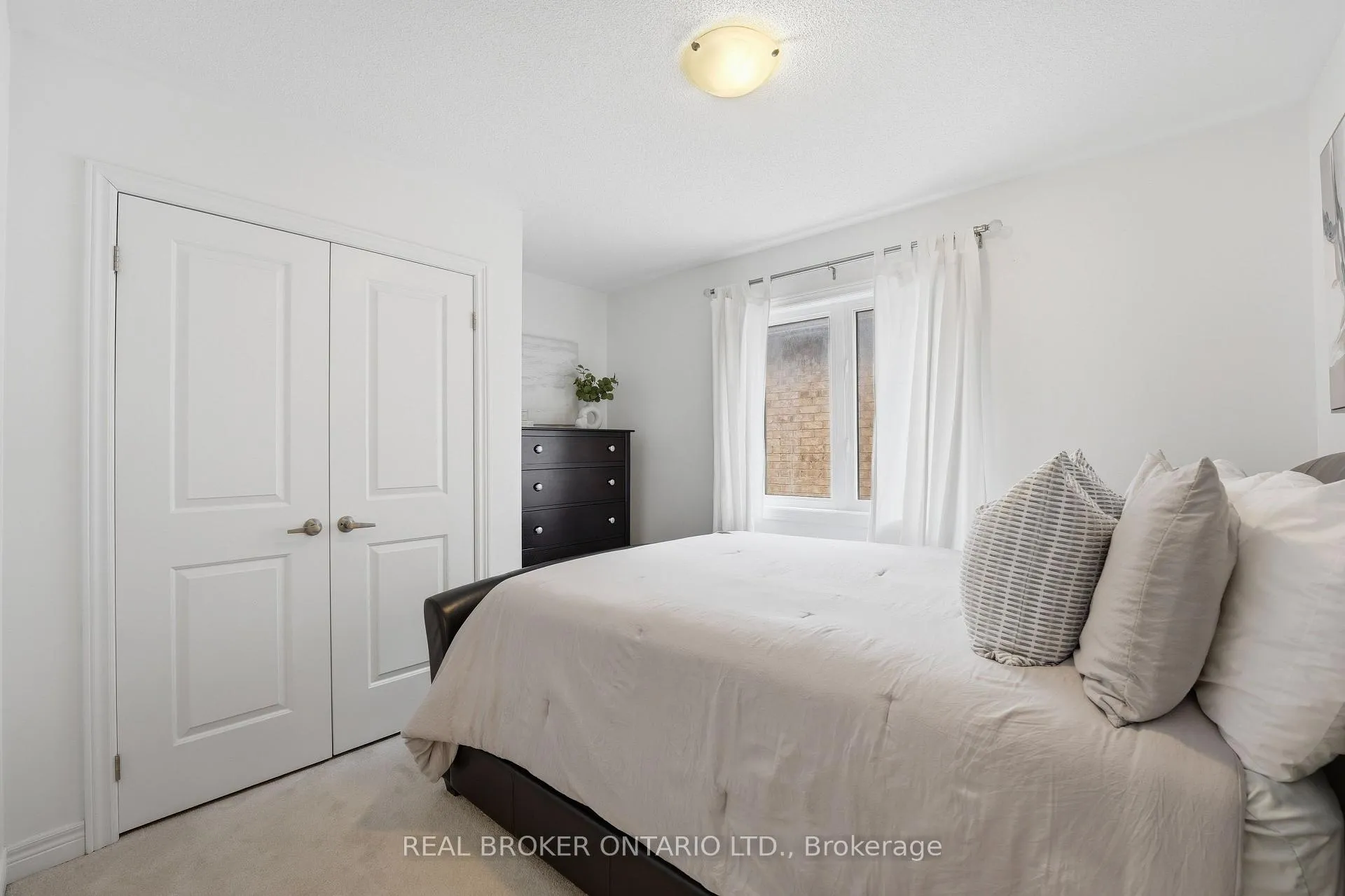 Photo 23 of 2056 Dale Road, Innisfil, Alcona — HOMEH