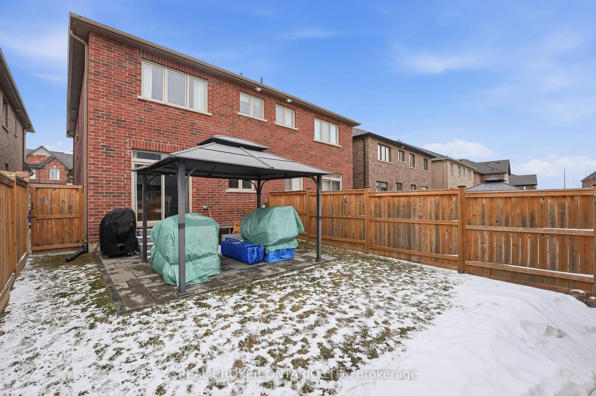 Photo 32 of 2056 Dale Road, Innisfil, Alcona — HOMEH