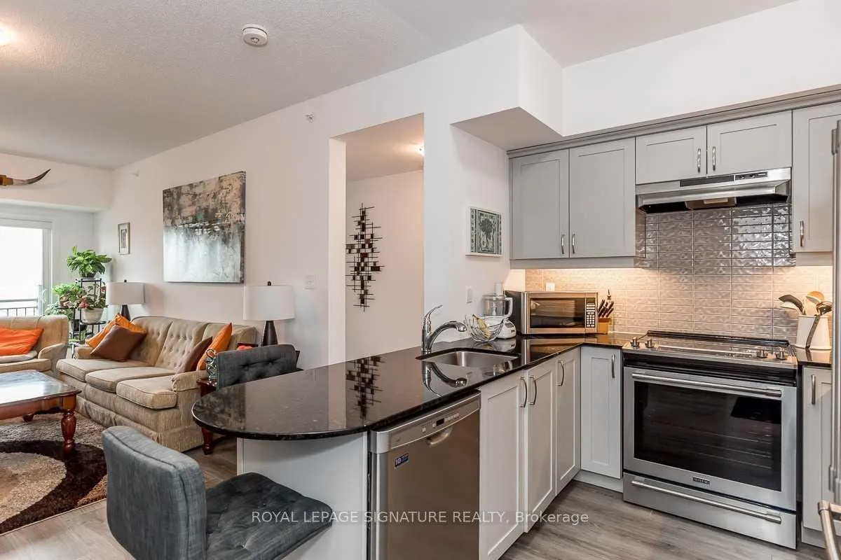 Photo 7 of Unit 604, 295 Cundles Road E, Barrie, Alliance — HOMEH