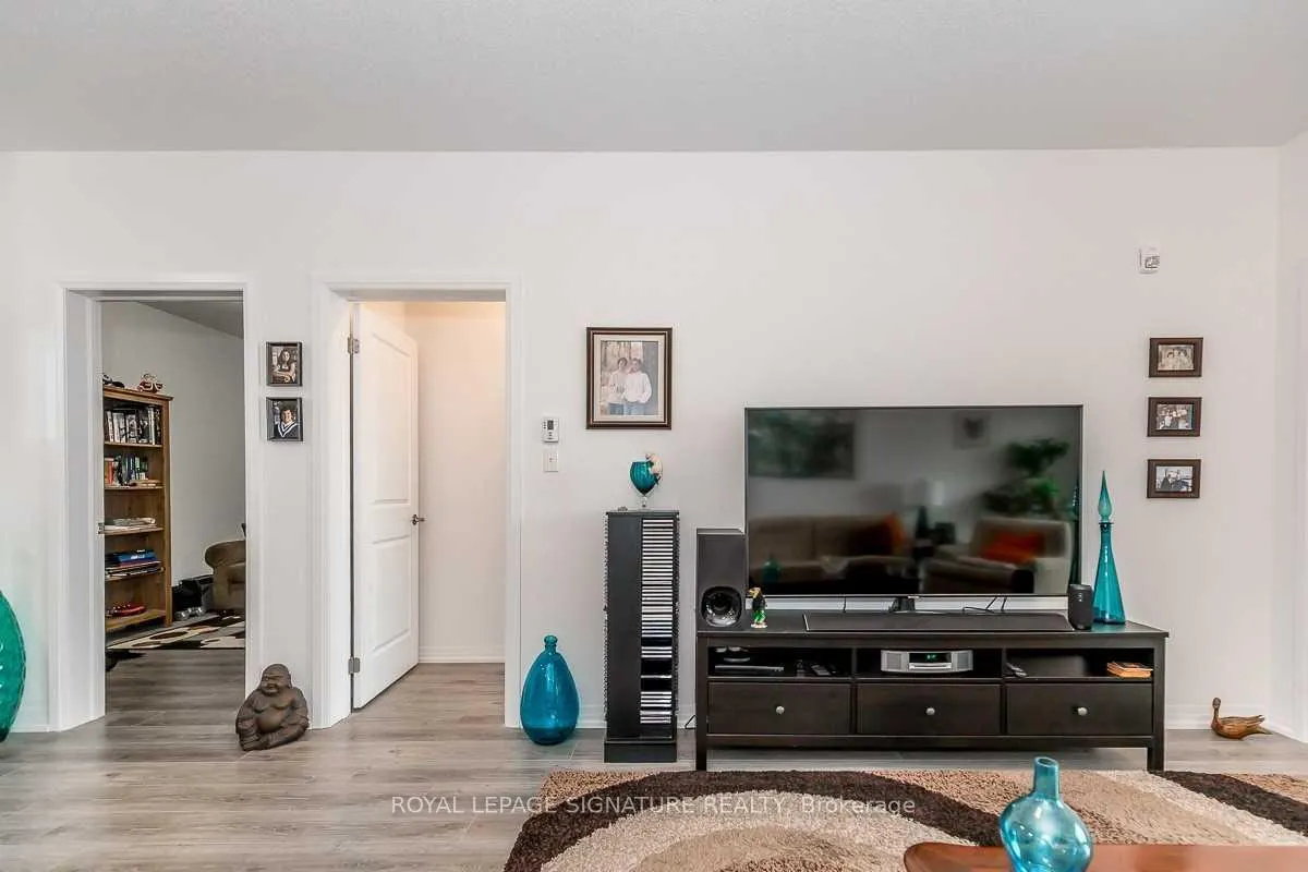 Photo 15 of Unit 604, 295 Cundles Road E, Barrie, Alliance — HOMEH