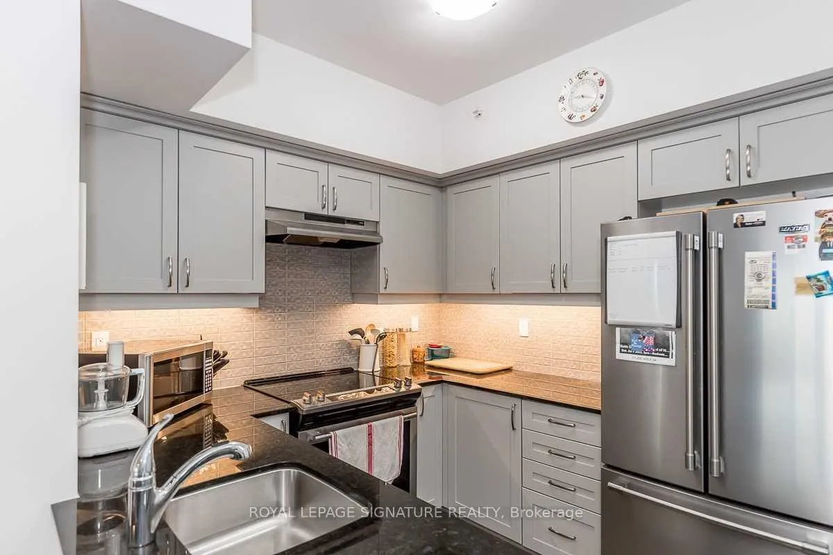 Photo 17 of Unit 604, 295 Cundles Road E, Barrie, Alliance — HOMEH
