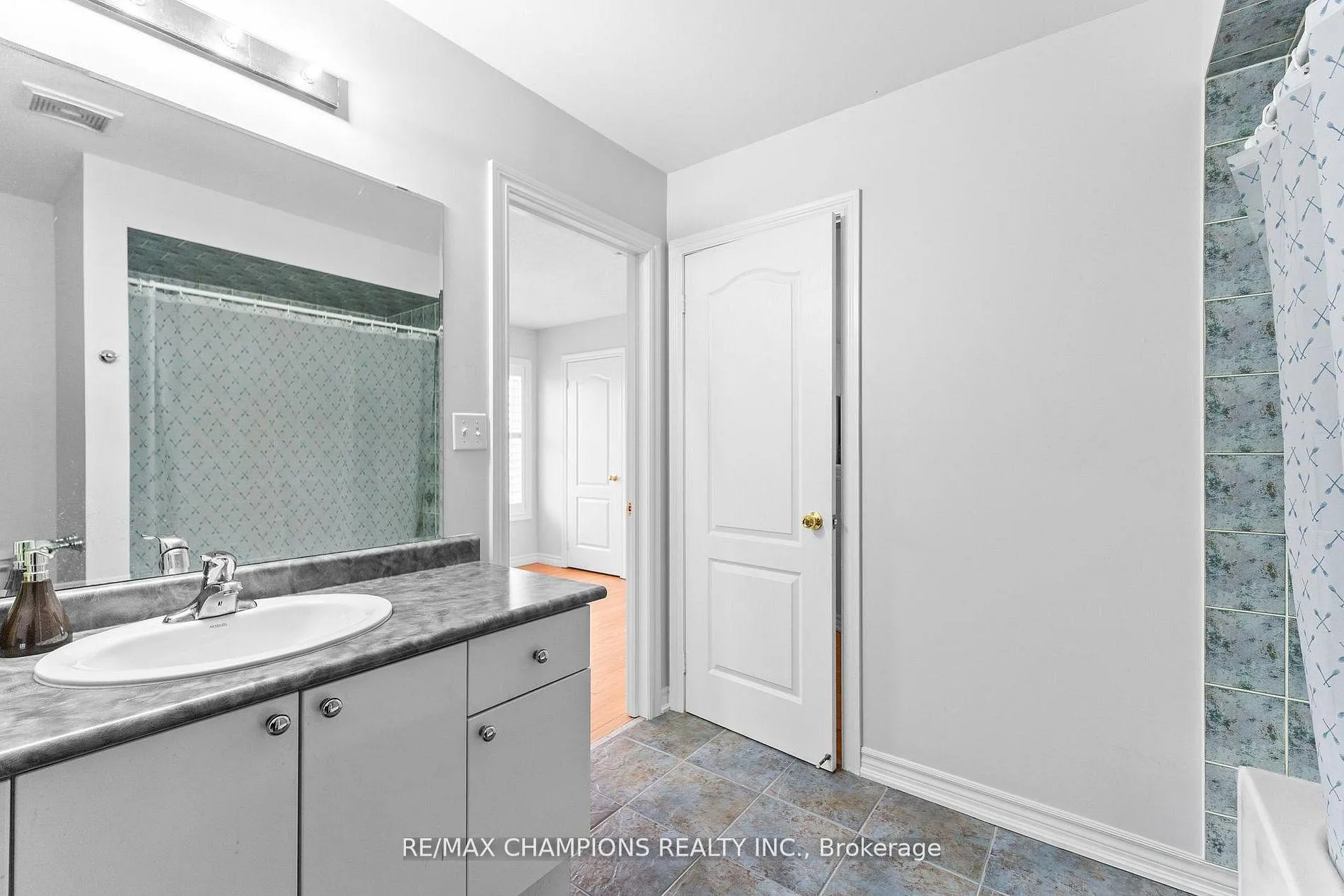 Photo 8 of 456 Father Tobin Road, Brampton, Sandringham-Wellington — HOMEH