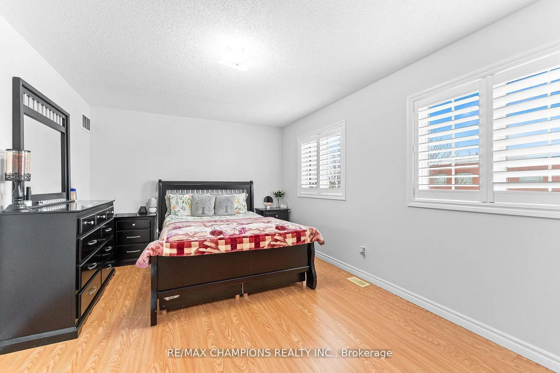 Photo 16 of 456 Father Tobin Road, Brampton, Sandringham-Wellington — HOMEH