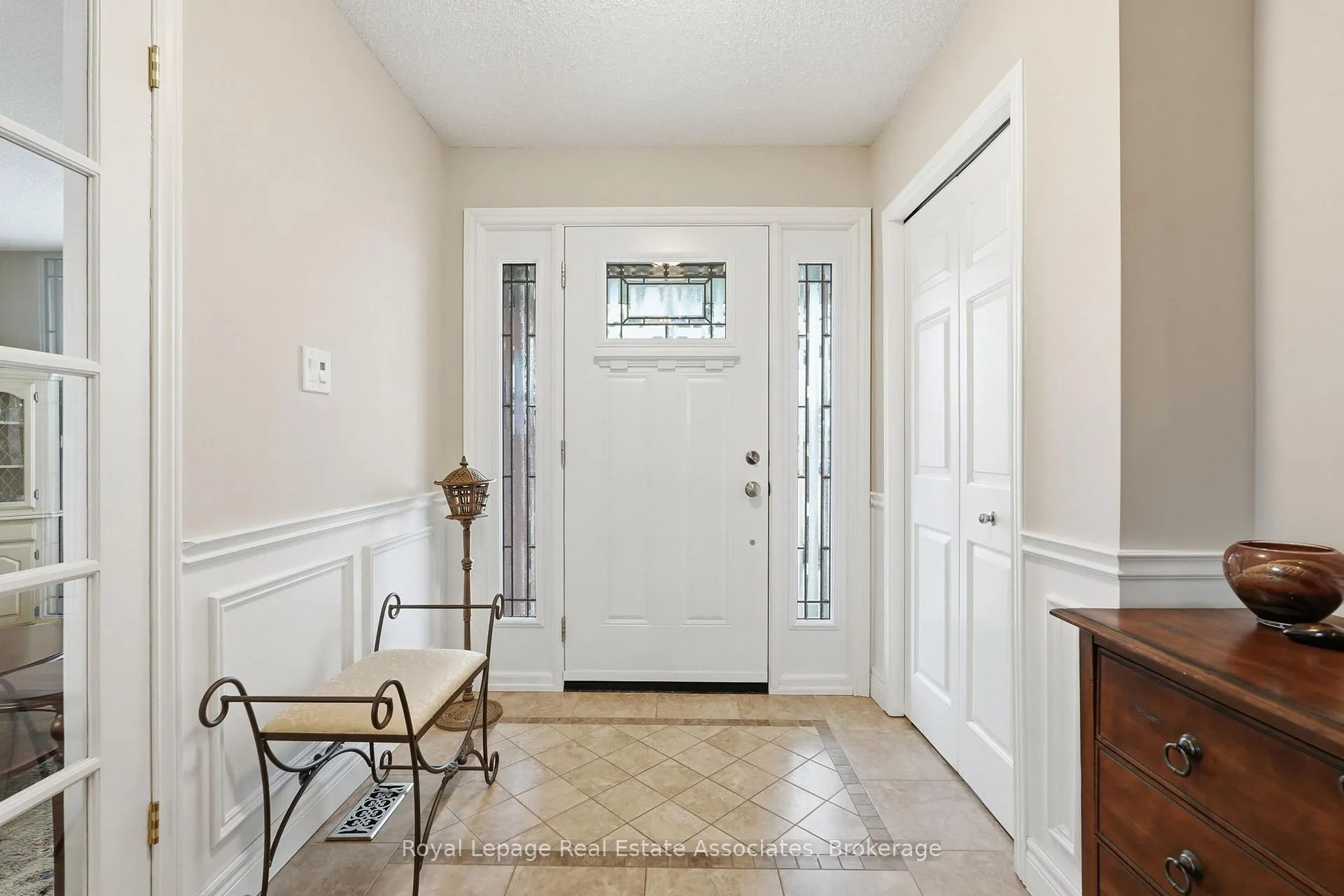 Photo 6 of 9 Waldorf Court, Hamilton, Thorner — HOMEH