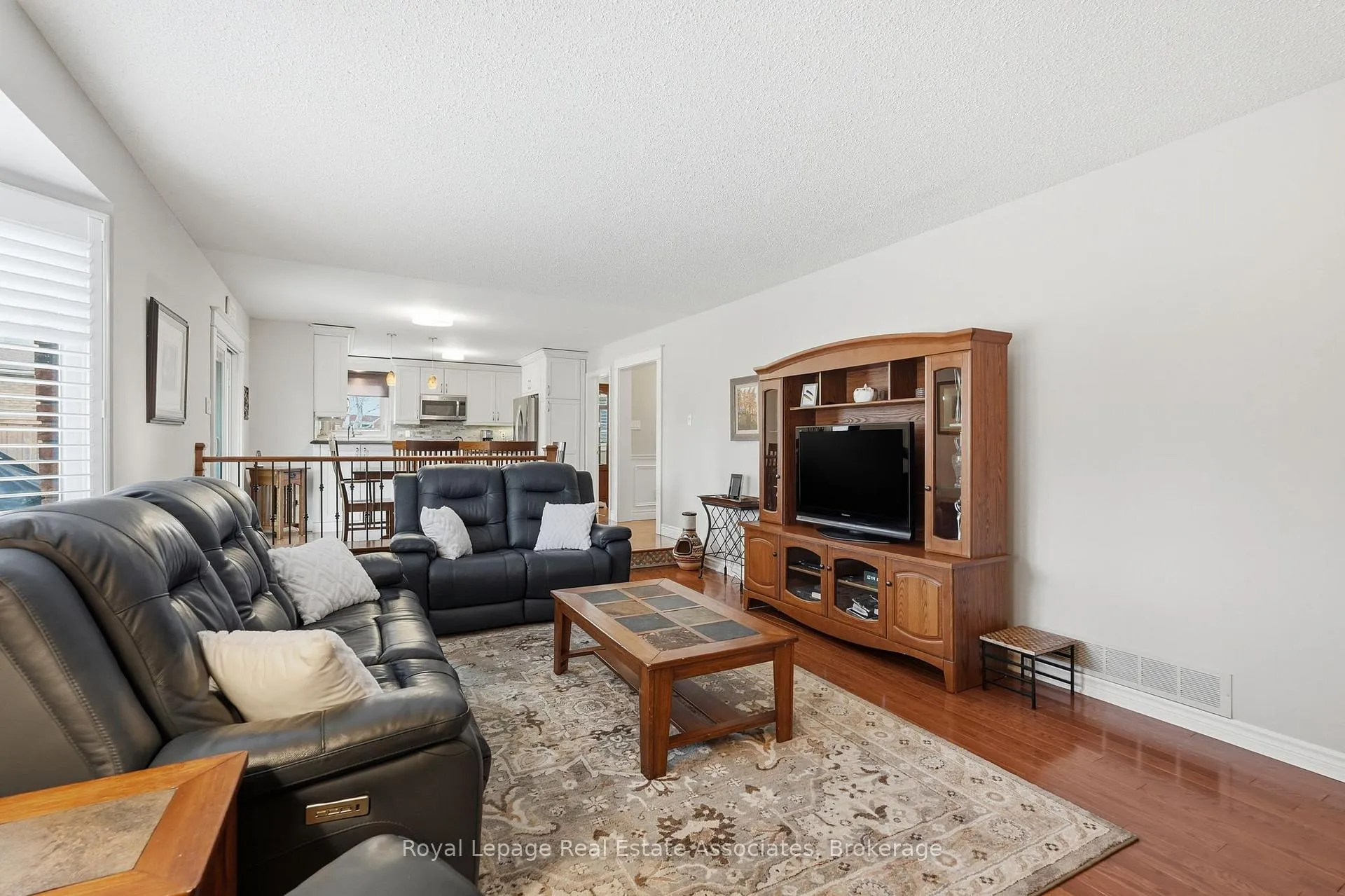 Photo 8 of 9 Waldorf Court, Hamilton, Thorner — HOMEH