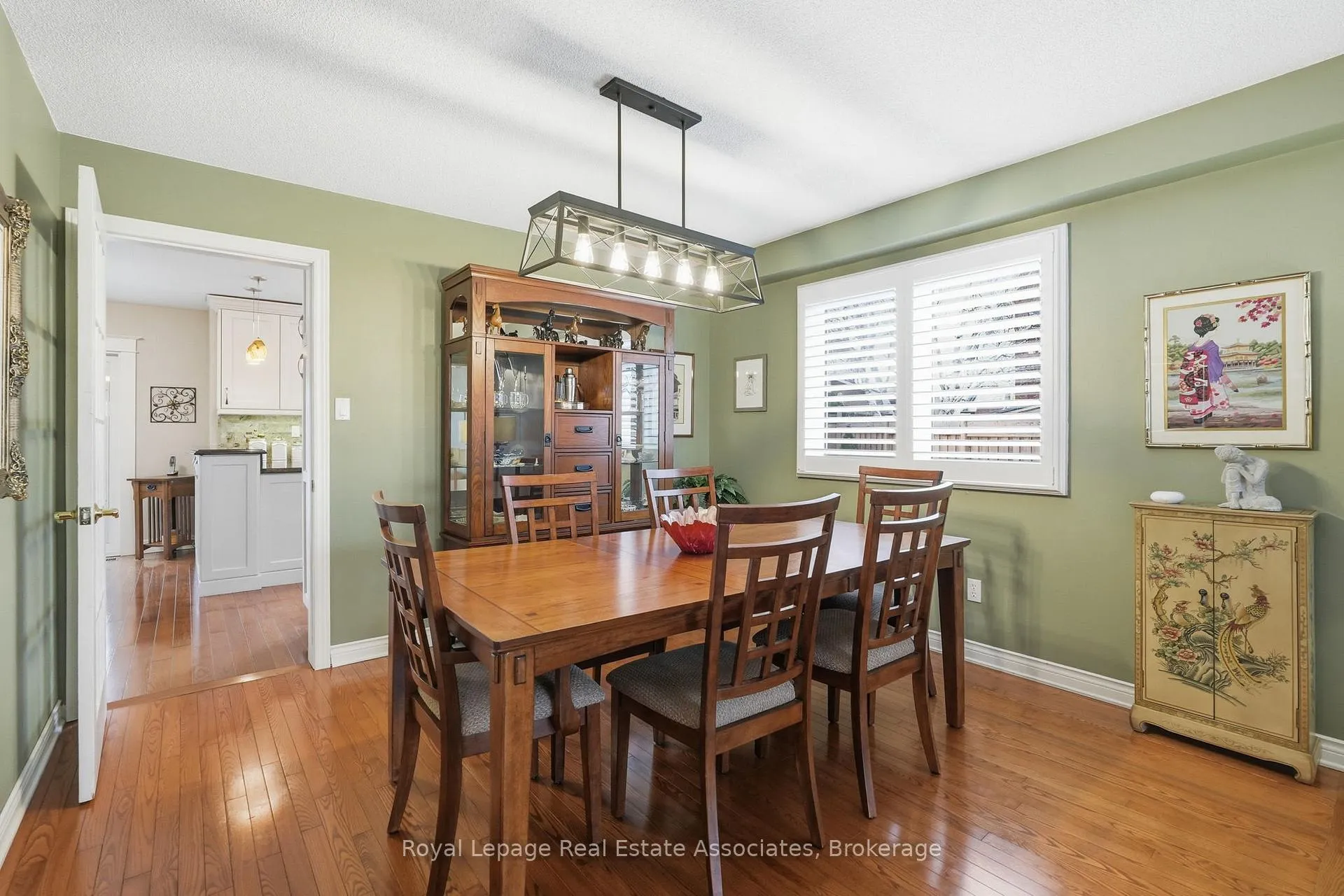Photo 16 of 9 Waldorf Court, Hamilton, Thorner — HOMEH