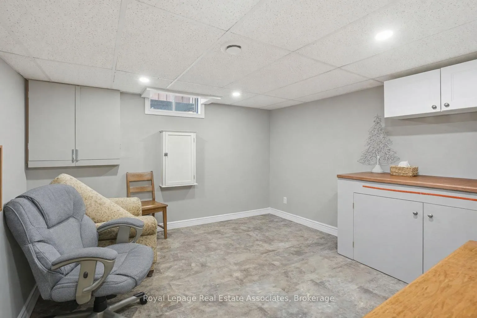 Photo 38 of 9 Waldorf Court, Hamilton, Thorner — HOMEH
