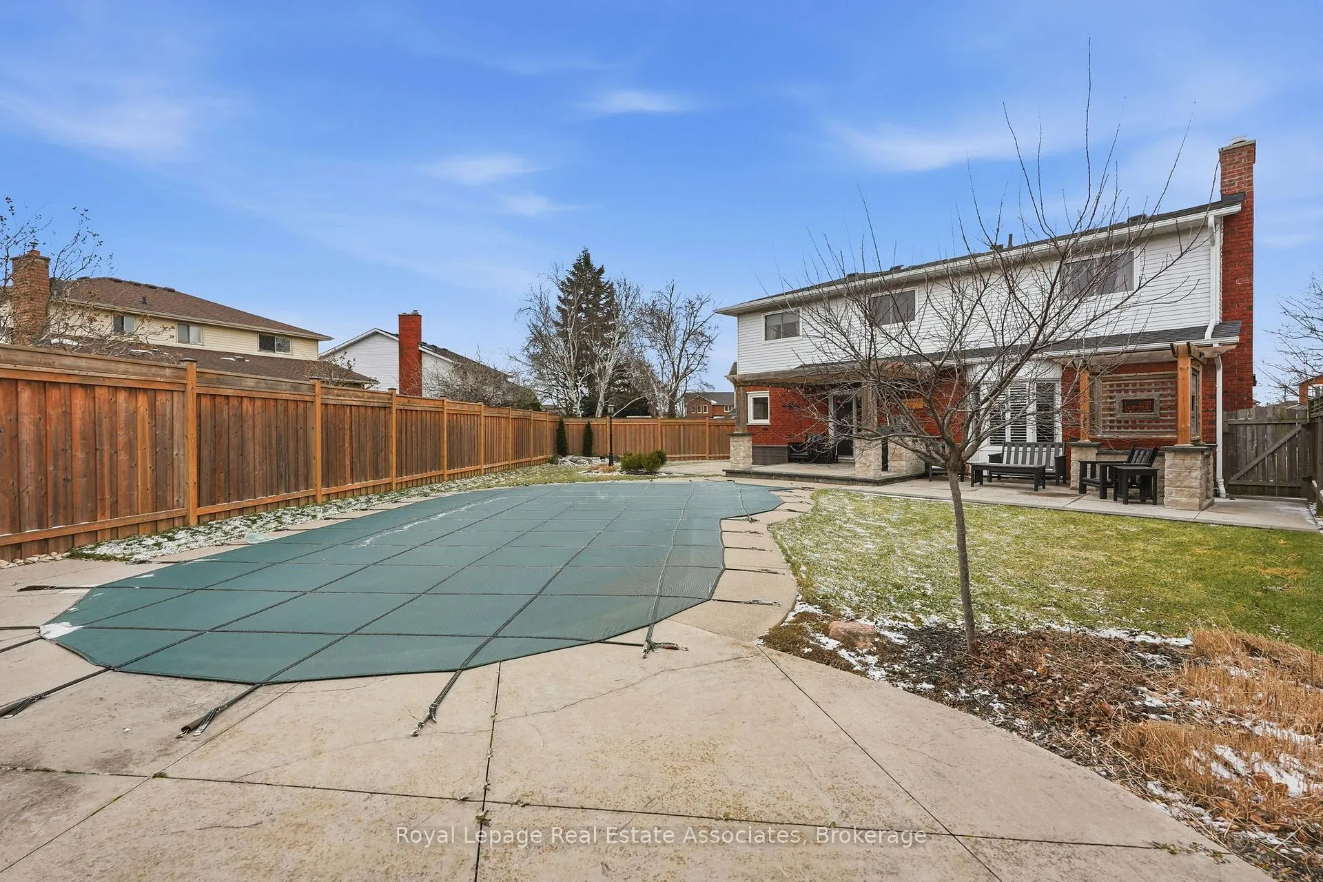 Photo 41 of 9 Waldorf Court, Hamilton, Thorner — HOMEH