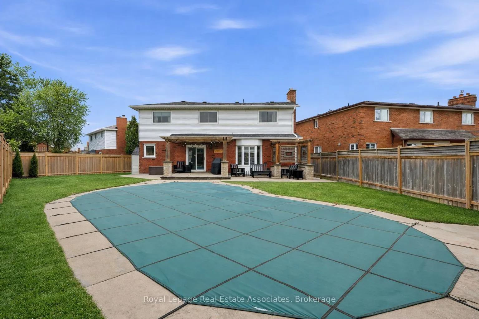 Photo 44 of 9 Waldorf Court, Hamilton, Thorner — HOMEH
