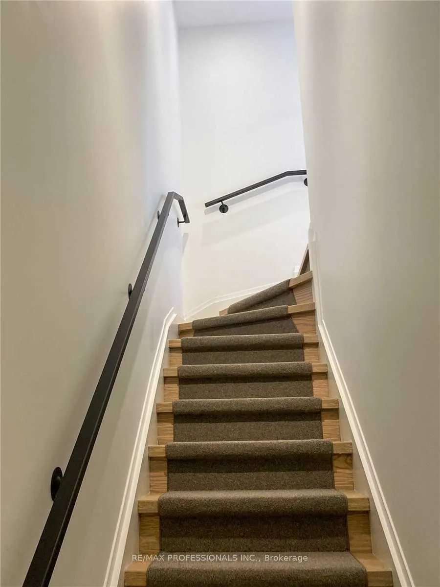 Photo 15 of Unit B, 41 Rolyat Street, Toronto, Trinity-Bellwoods — HOMEH